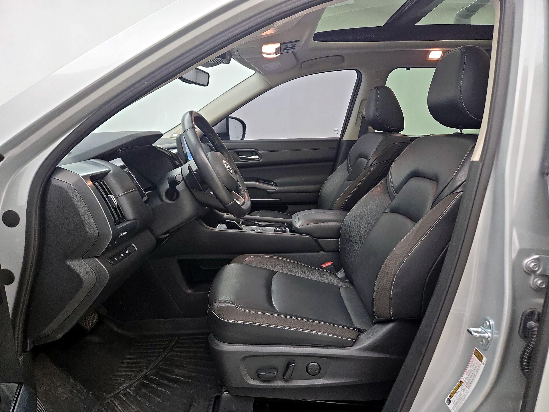 Thumbnail: 2024 Nissan Pathfinder - 11