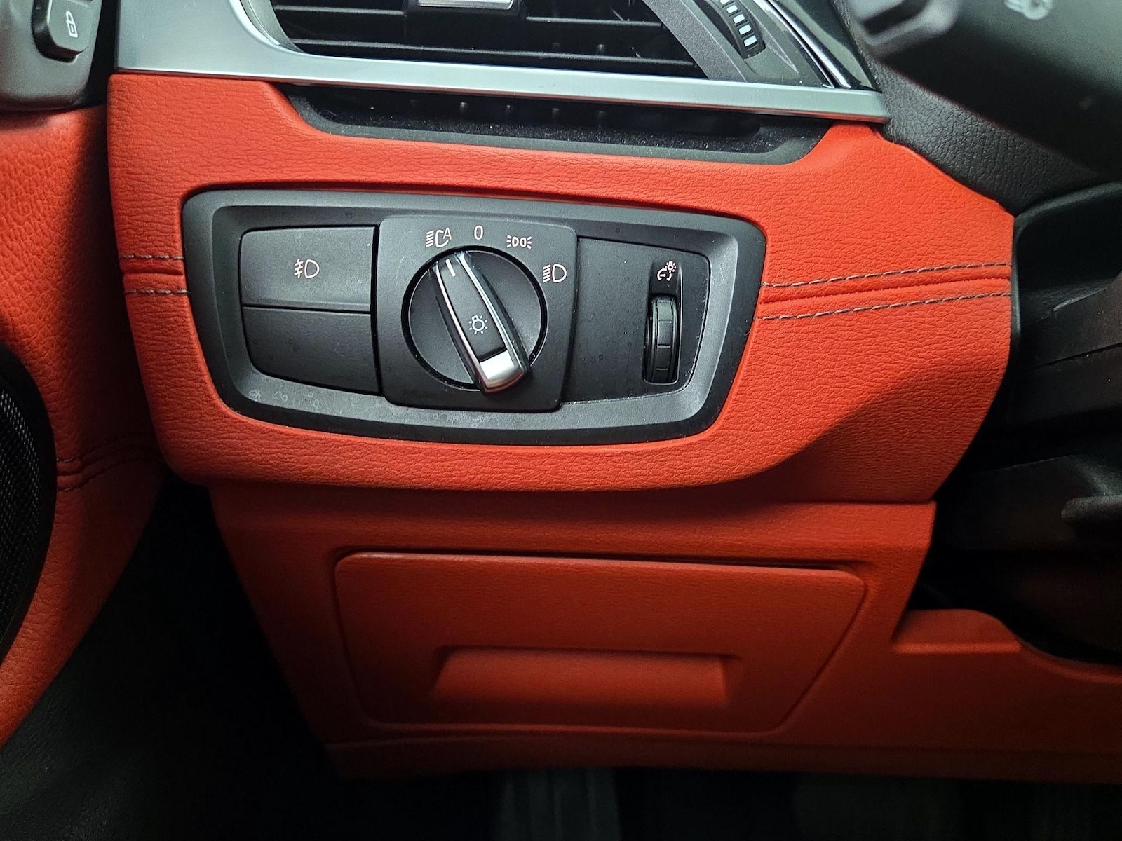 2020 BMW X2 28i - Photo 14