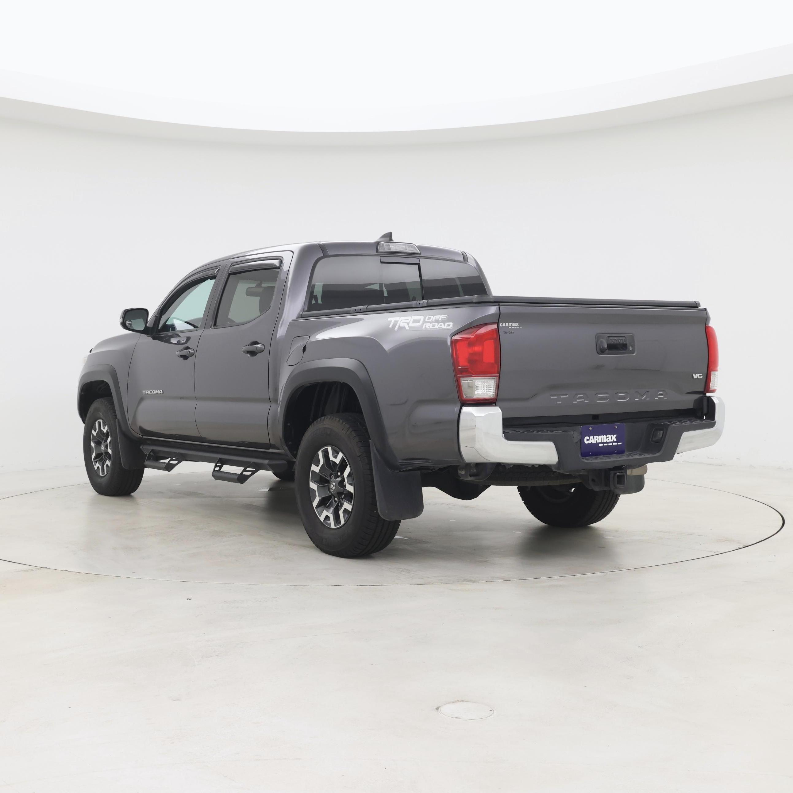 Thumbnail: 2017 Toyota Tacoma - 2