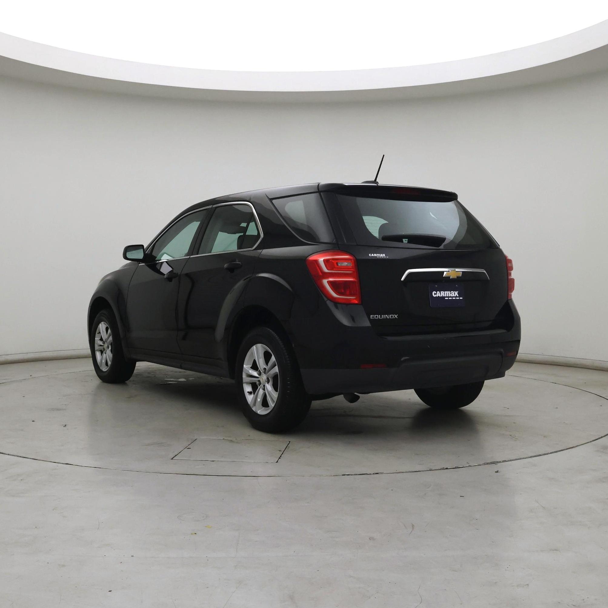 Thumbnail: 2017 Chevrolet Equinox - 2