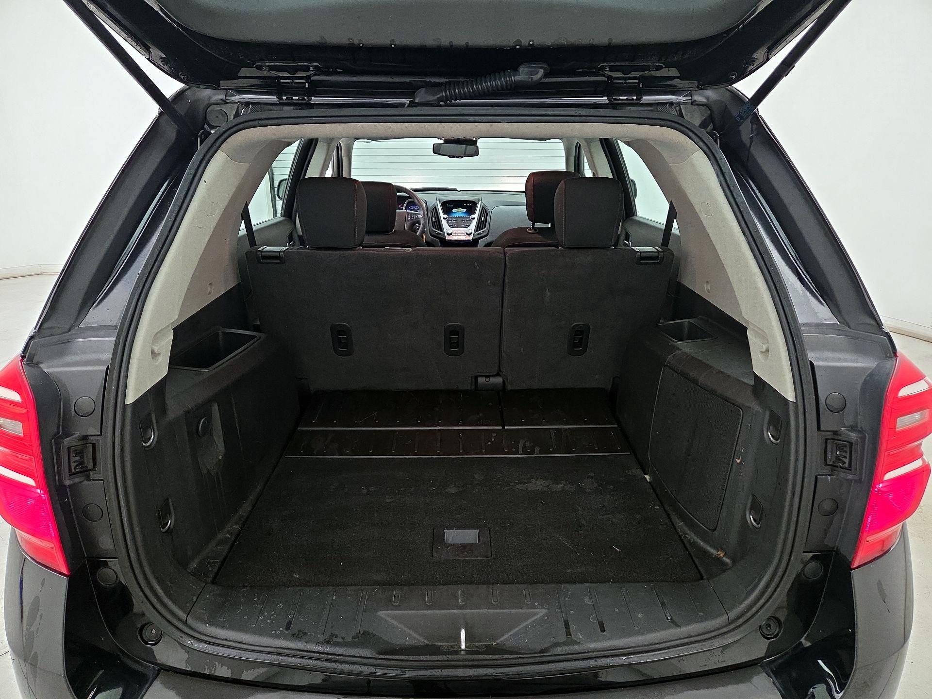 Thumbnail: 2017 Chevrolet Equinox - 19