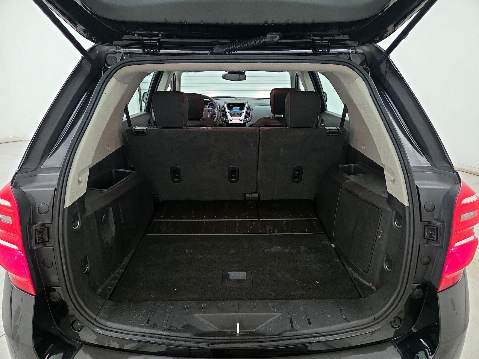2017 Chevrolet Equinox LS - Photo 20
