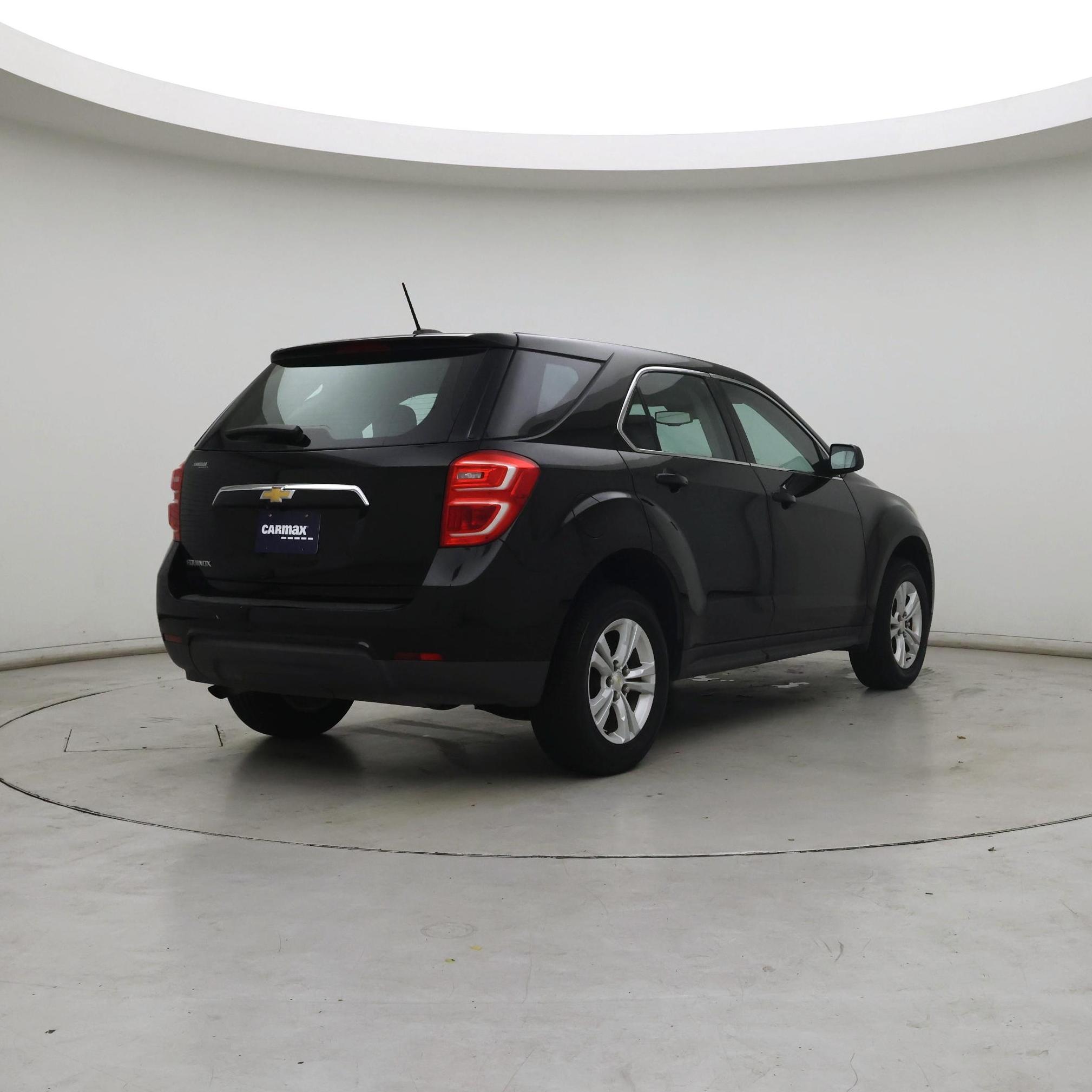 Thumbnail: 2017 Chevrolet Equinox - 8