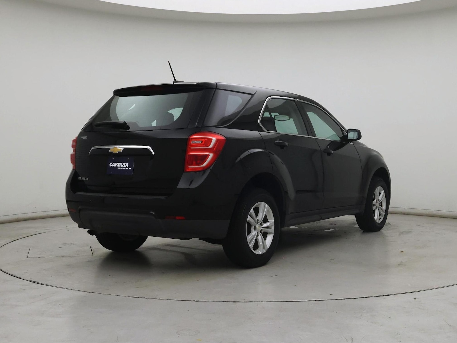 2017 Chevrolet Equinox LS - Photo 9