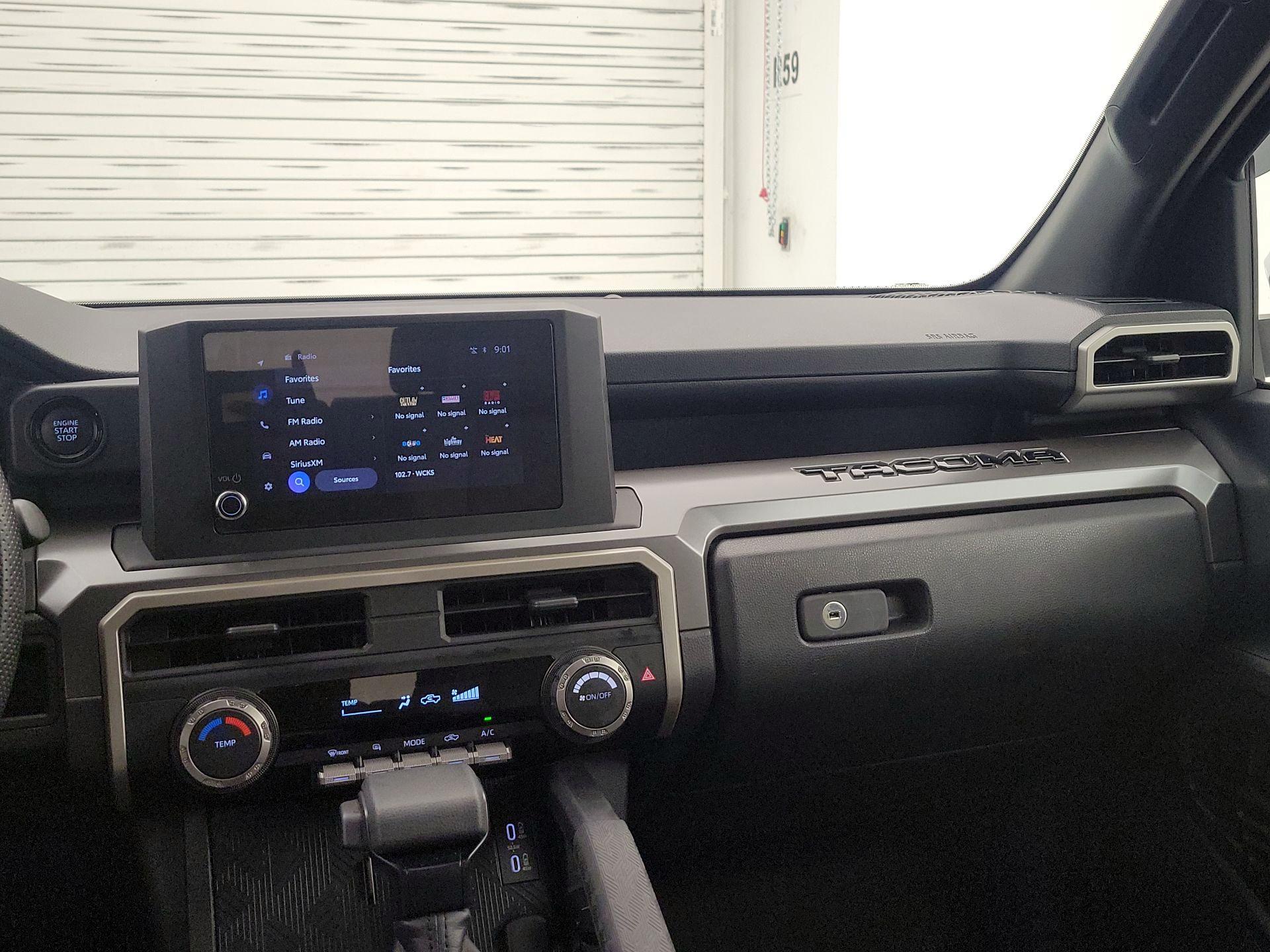 Thumbnail: 2024 Toyota Tacoma - 9