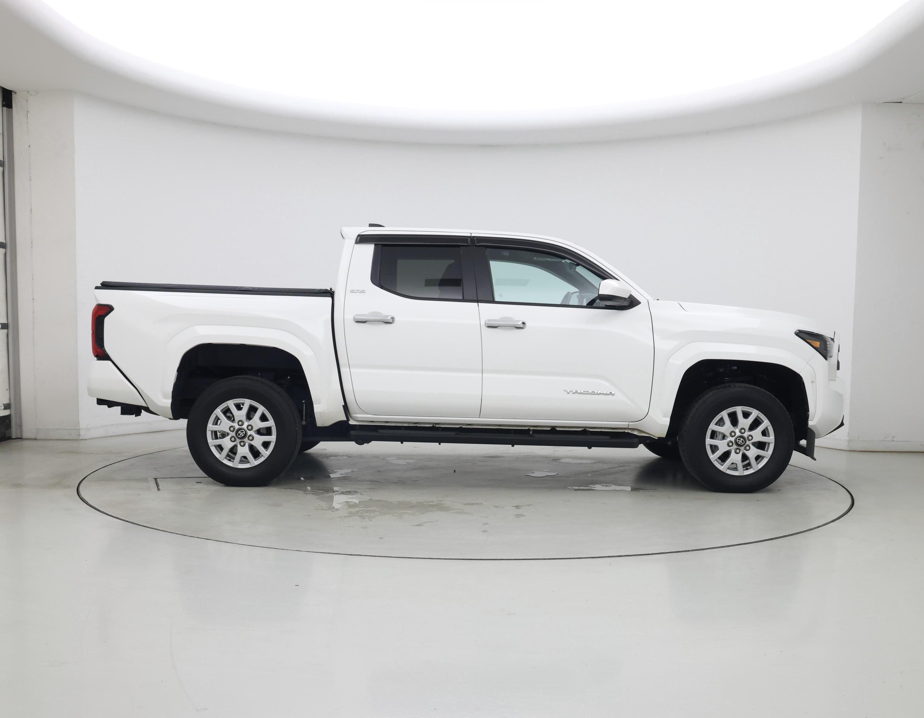 Thumbnail: 2024 Toyota Tacoma - 7