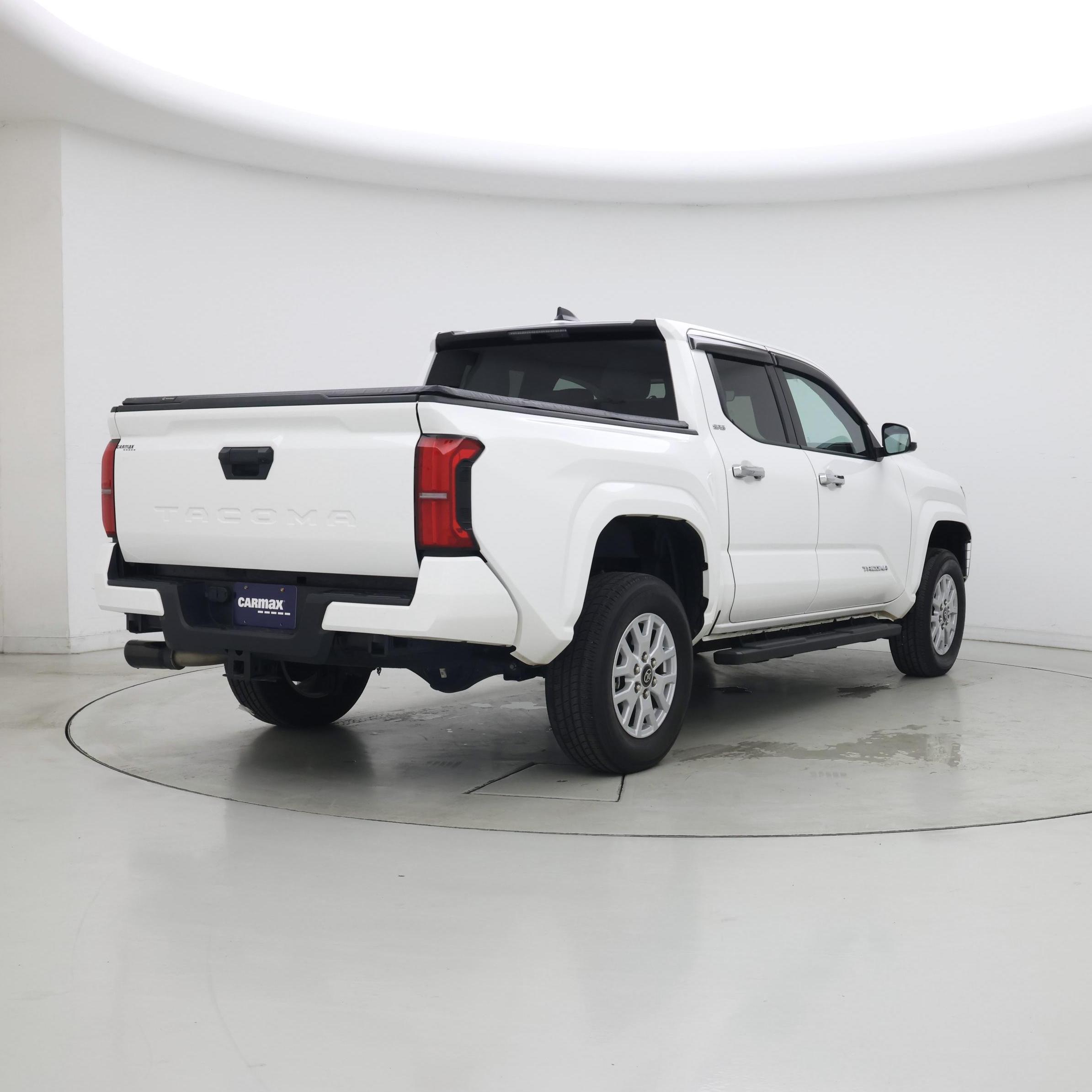 Thumbnail: 2024 Toyota Tacoma - 8