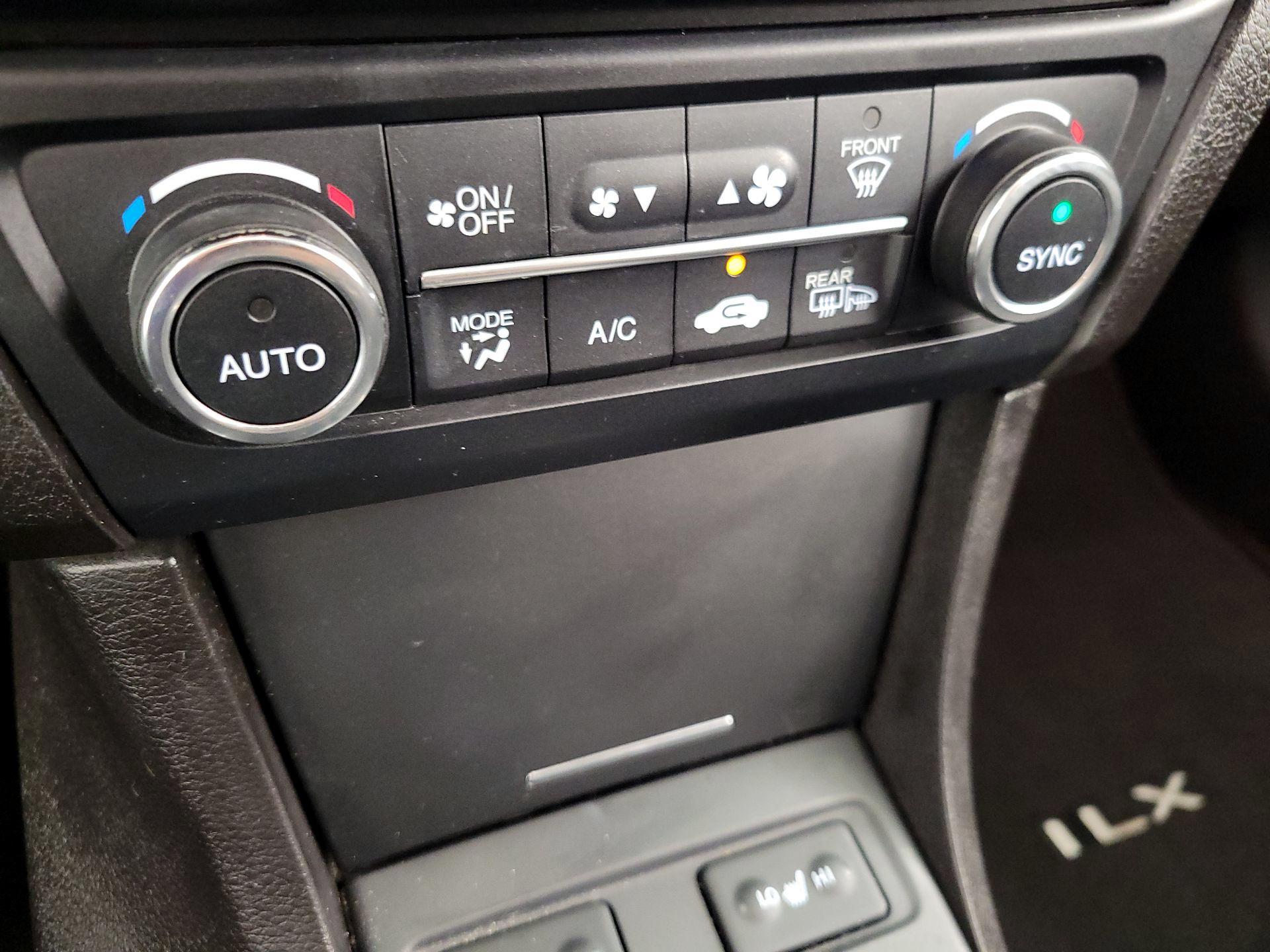 Thumbnail: 2019 Acura ILX - 16