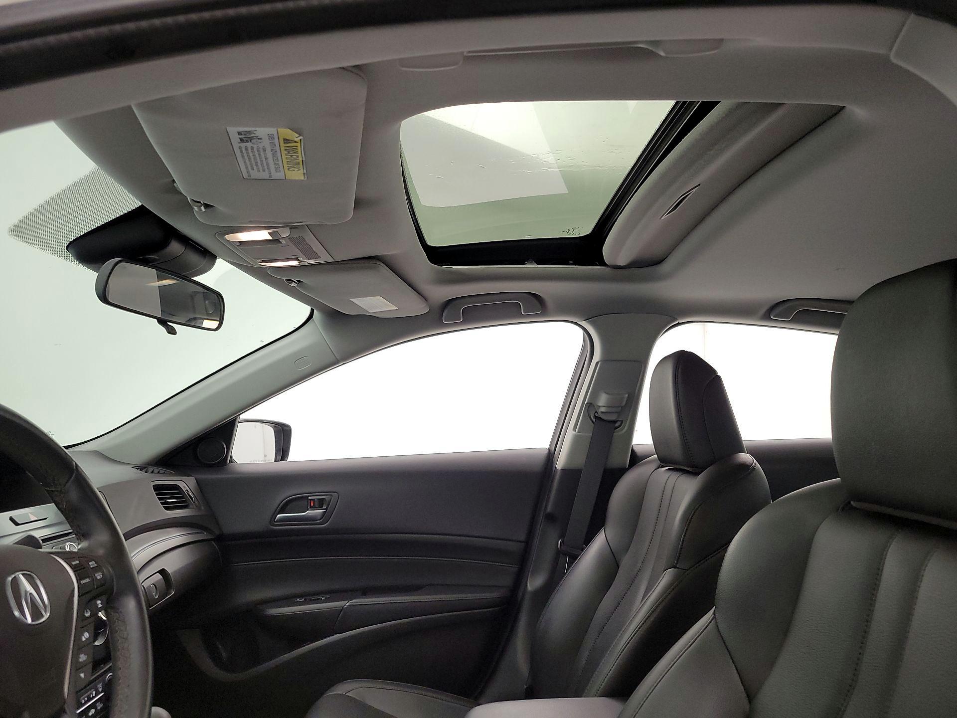 Thumbnail: 2019 Acura ILX - 18