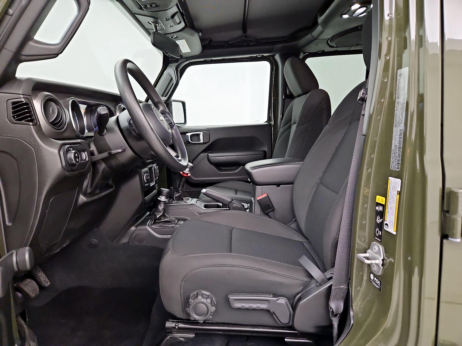 Thumbnail: 2023 Jeep Gladiator - 11
