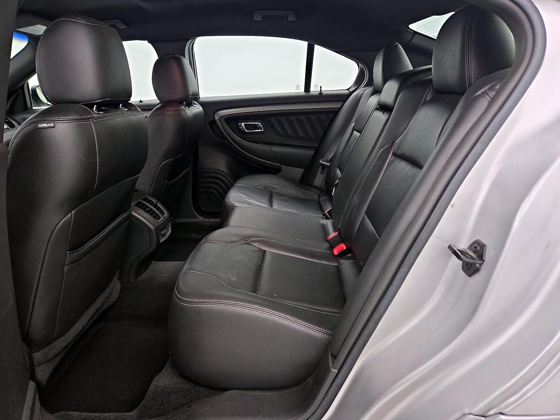 Thumbnail: 2016 Ford Taurus - 20