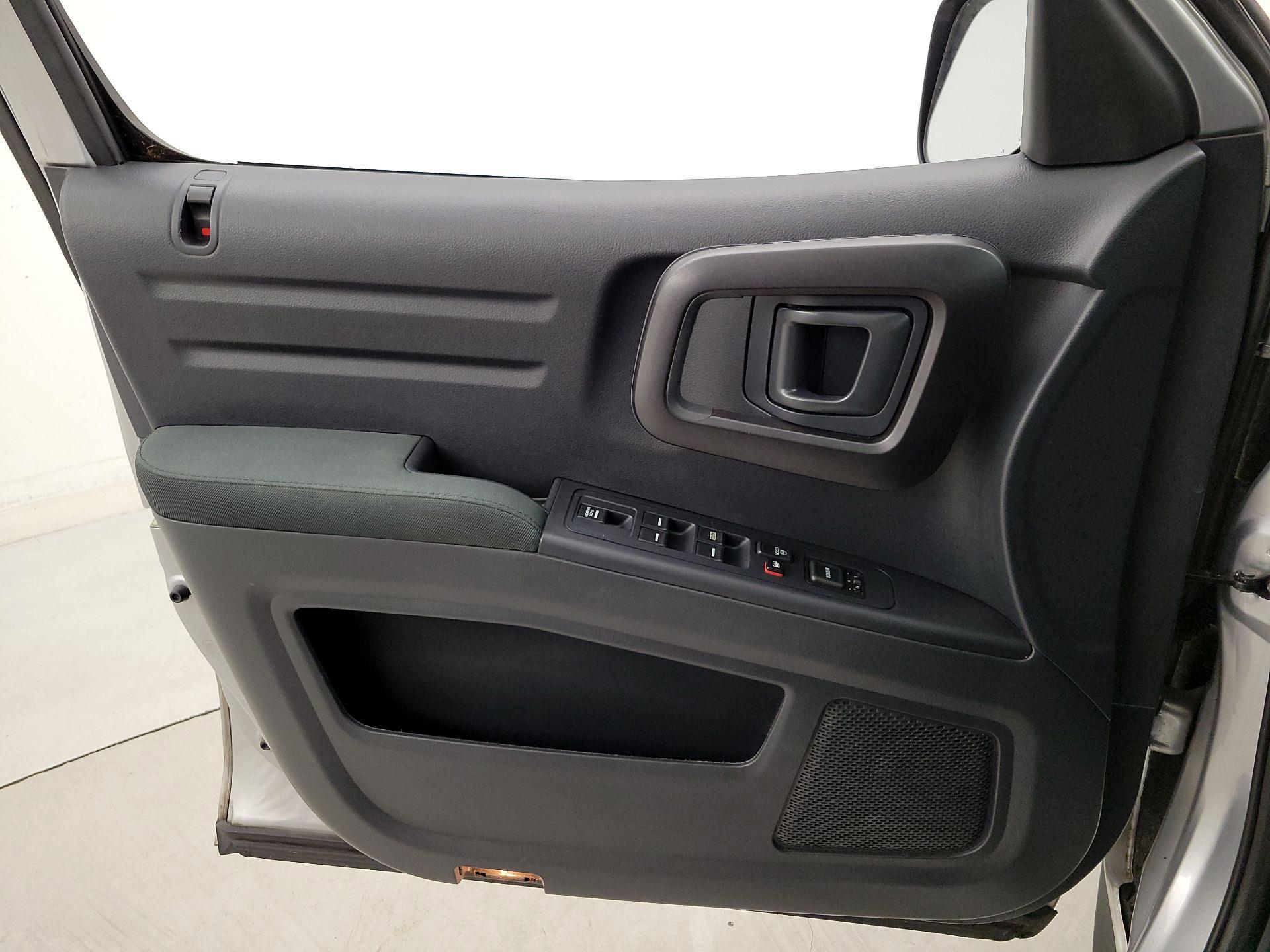 Thumbnail: 2014 Honda Ridgeline - 12