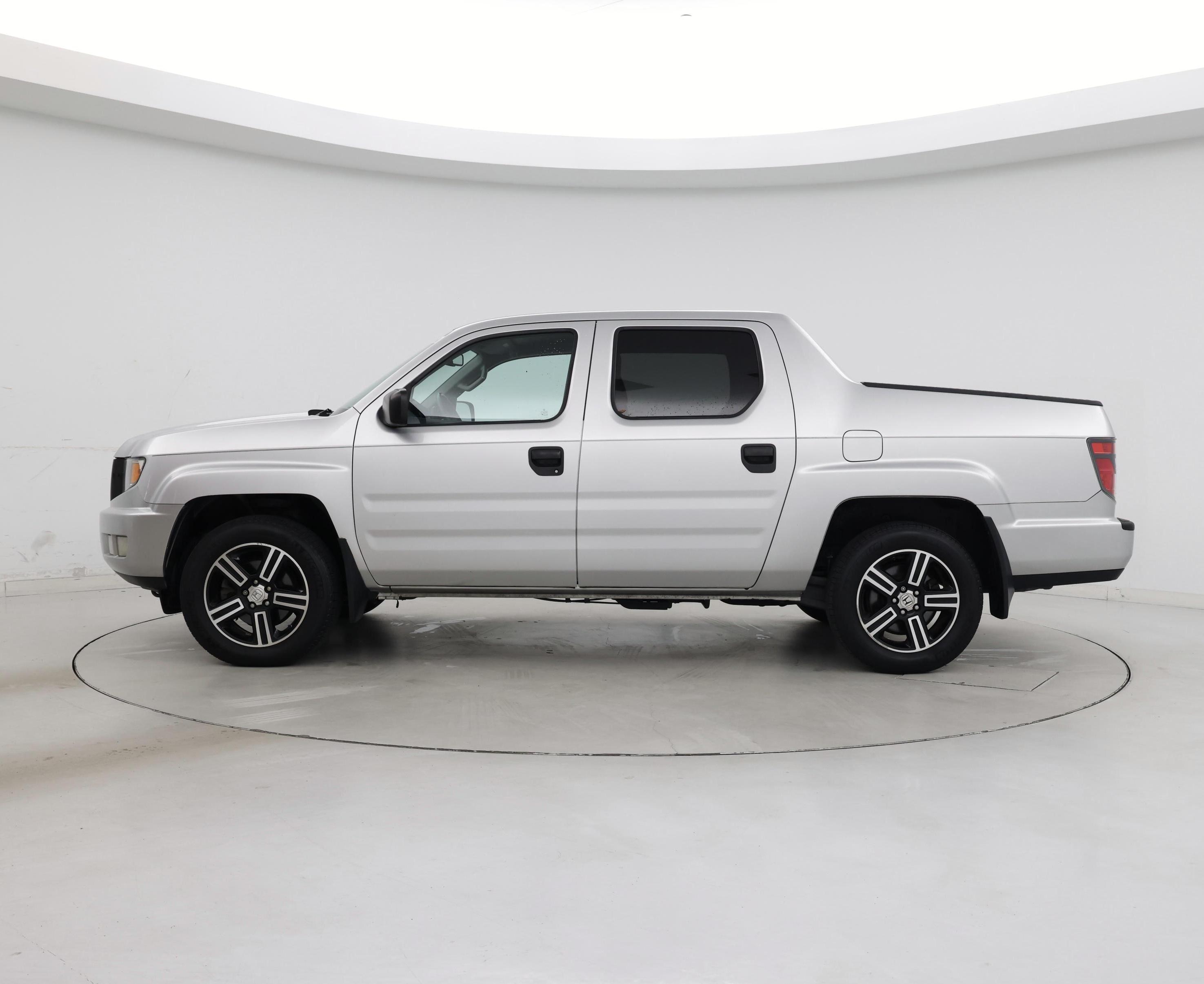 Thumbnail: 2014 Honda Ridgeline - 3