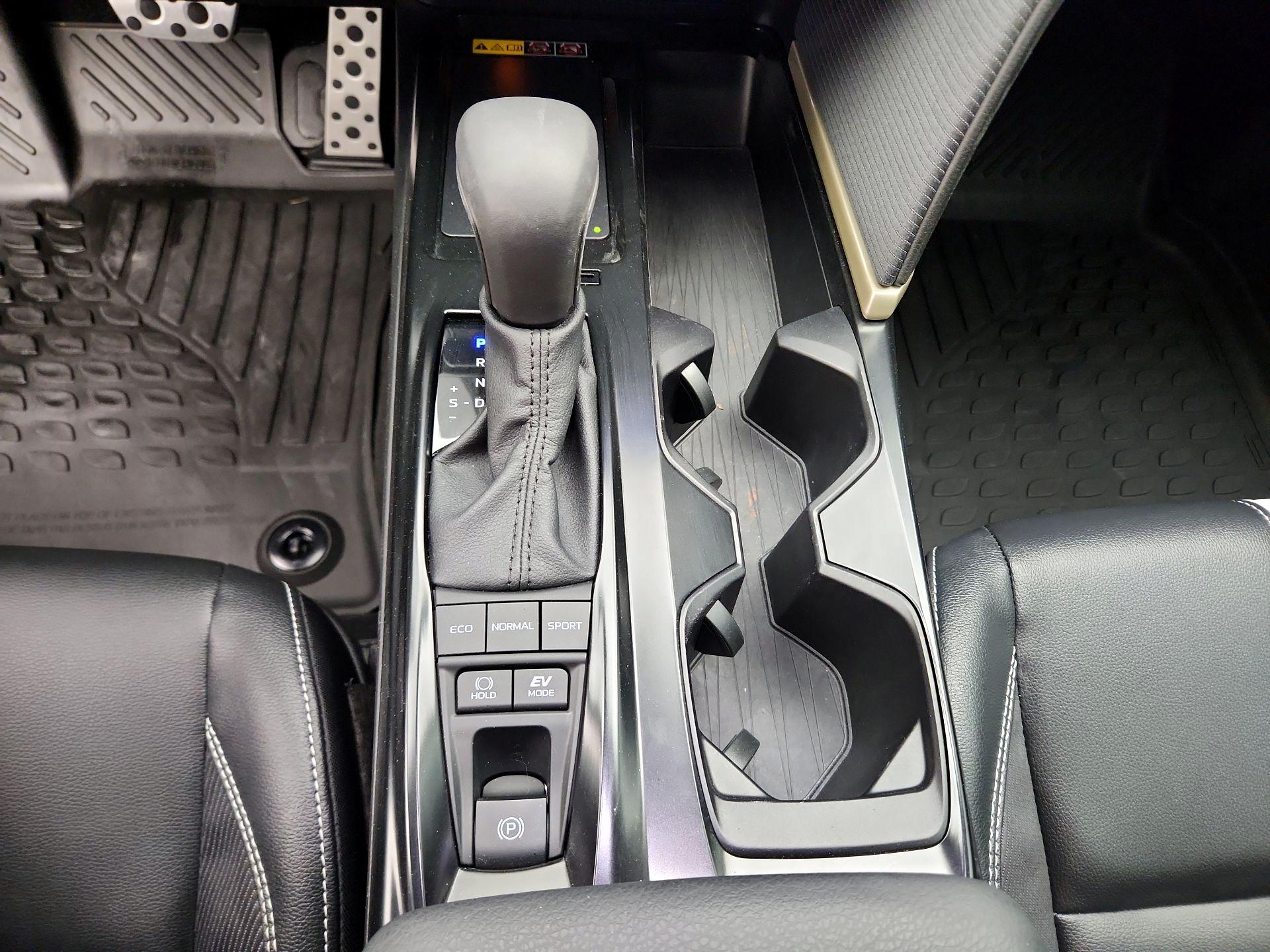 Thumbnail: 2025 Toyota Camry - 17