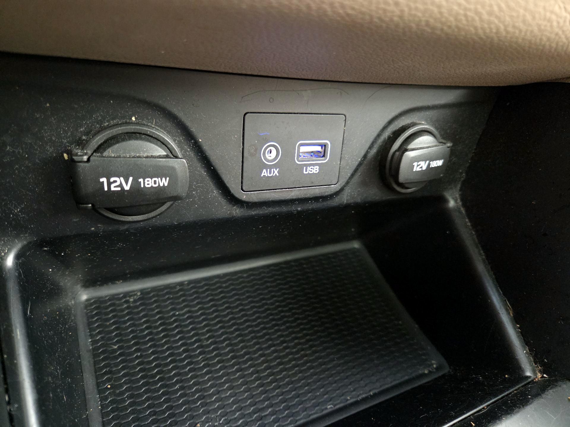 Thumbnail: 2016 Hyundai Tucson - 19
