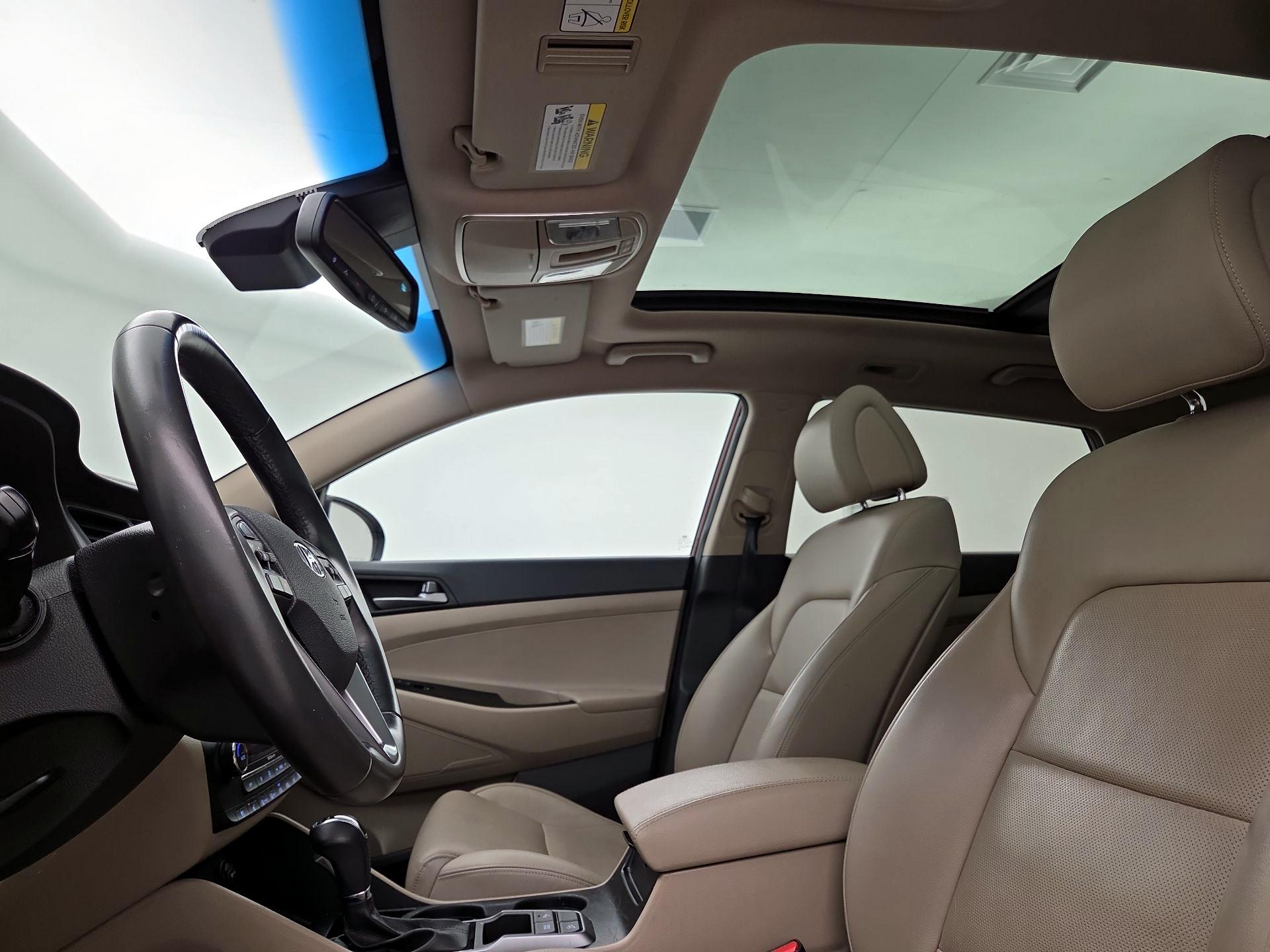 Thumbnail: 2016 Hyundai Tucson - 20