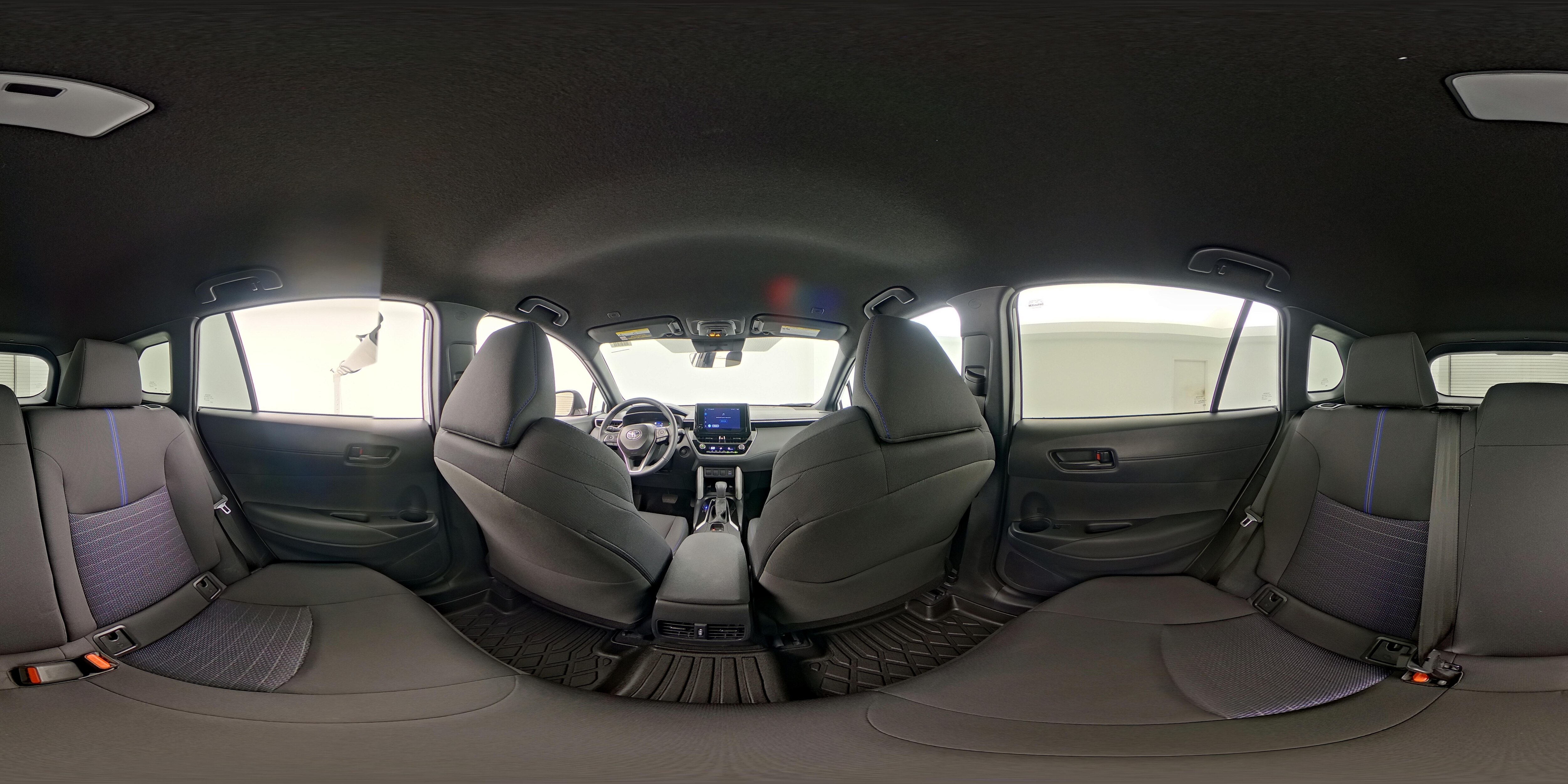 2025 Toyota Corolla Cross SE - Photo 25