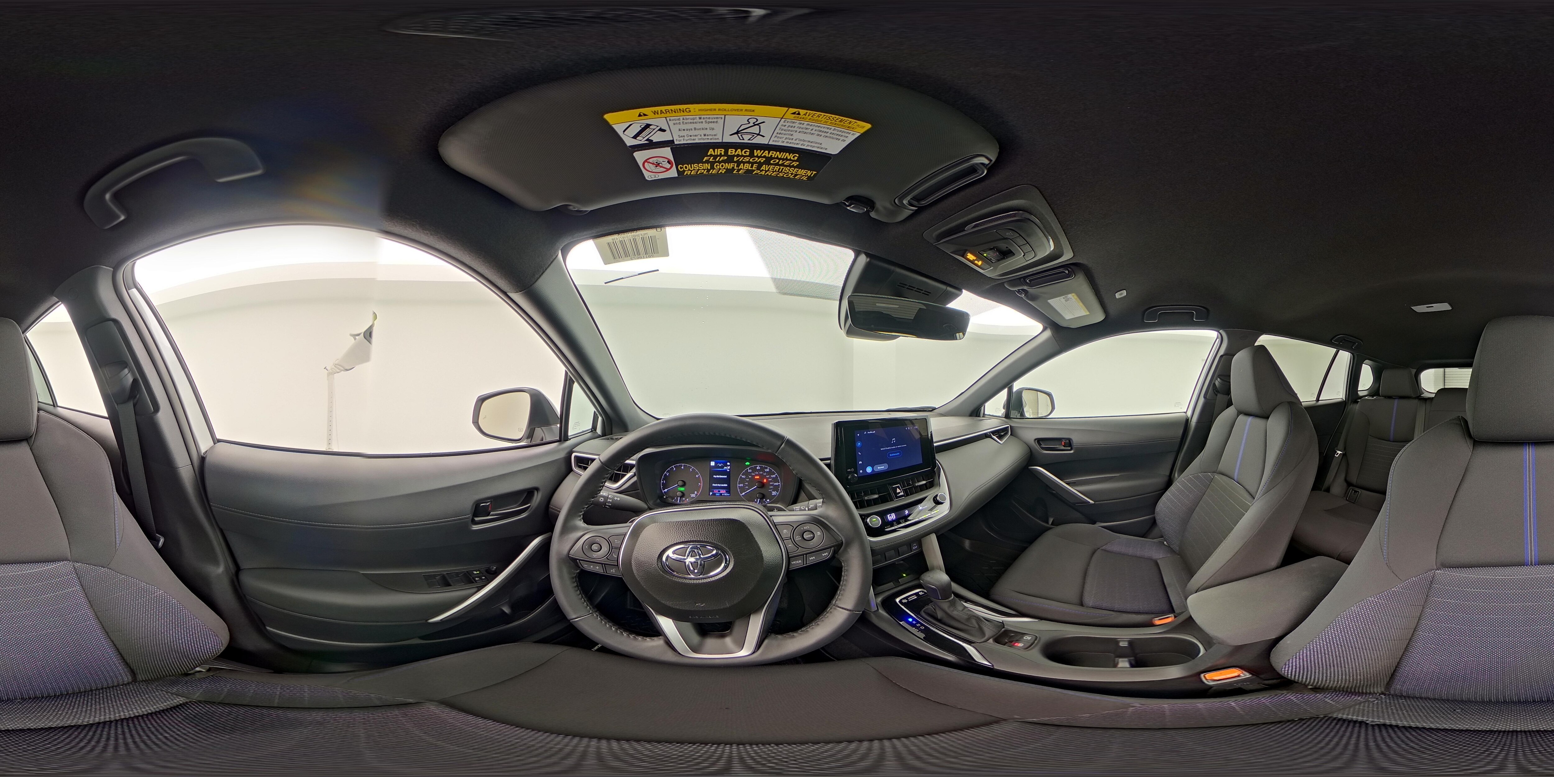 2025 Toyota Corolla Cross SE - Photo 26