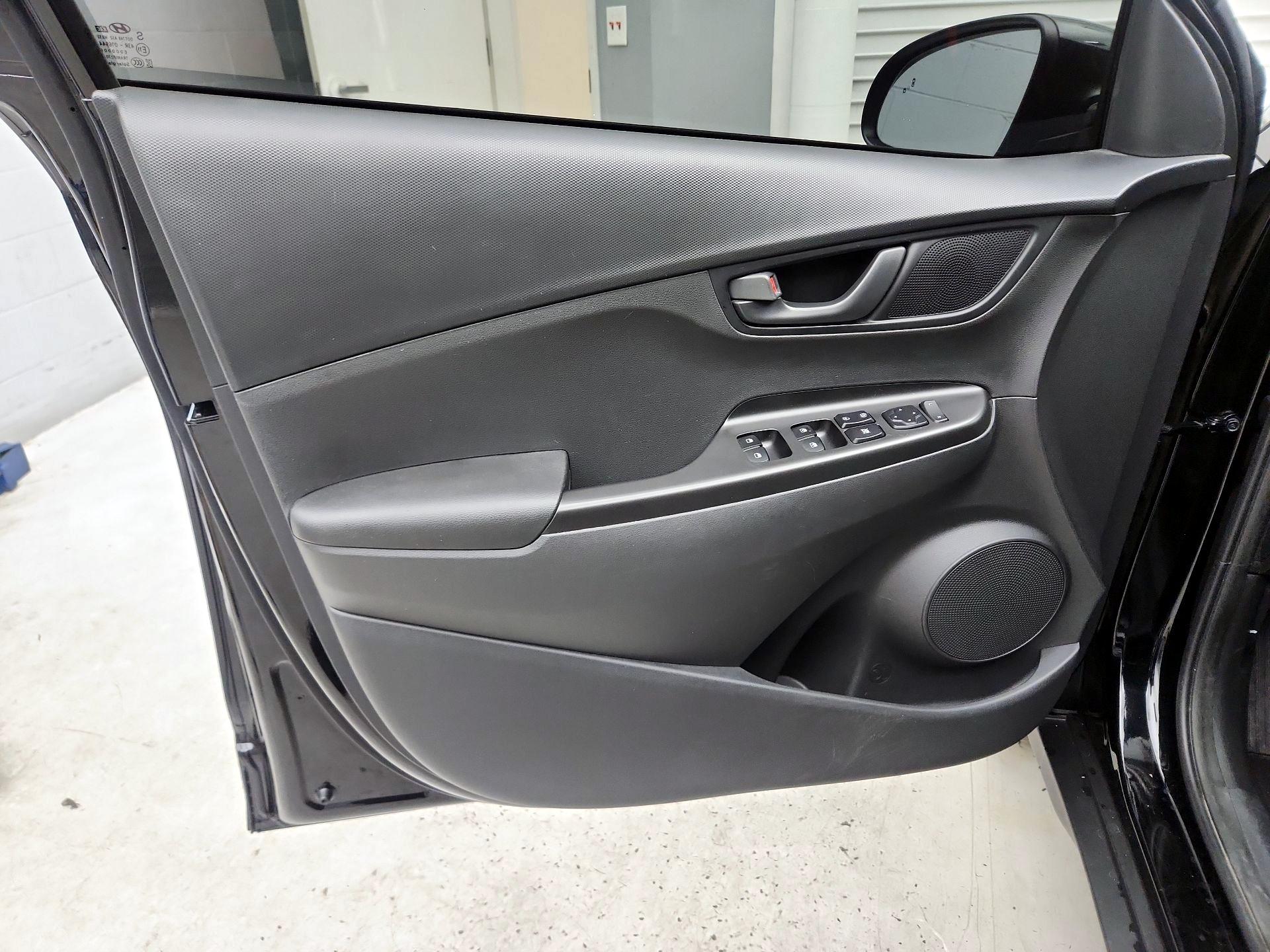 Thumbnail: 2023 Hyundai Kona - 12