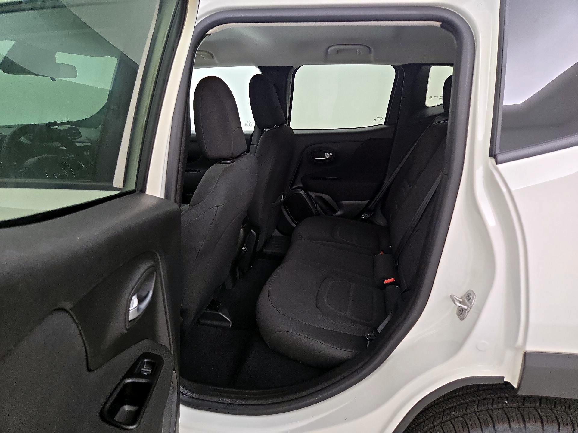 Thumbnail: 2021 Jeep Renegade - 19