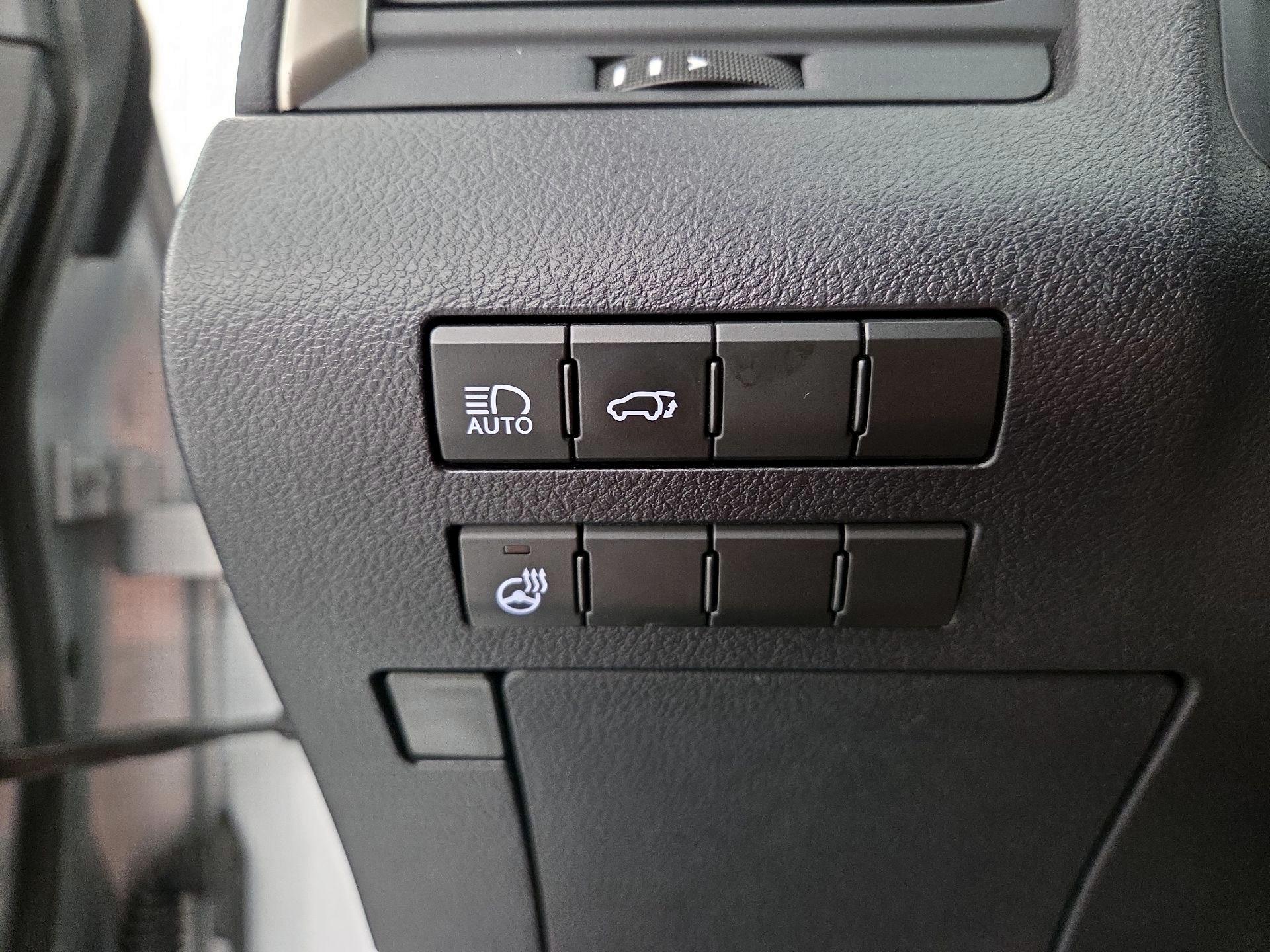 Thumbnail: 2019 Lexus RX - 13