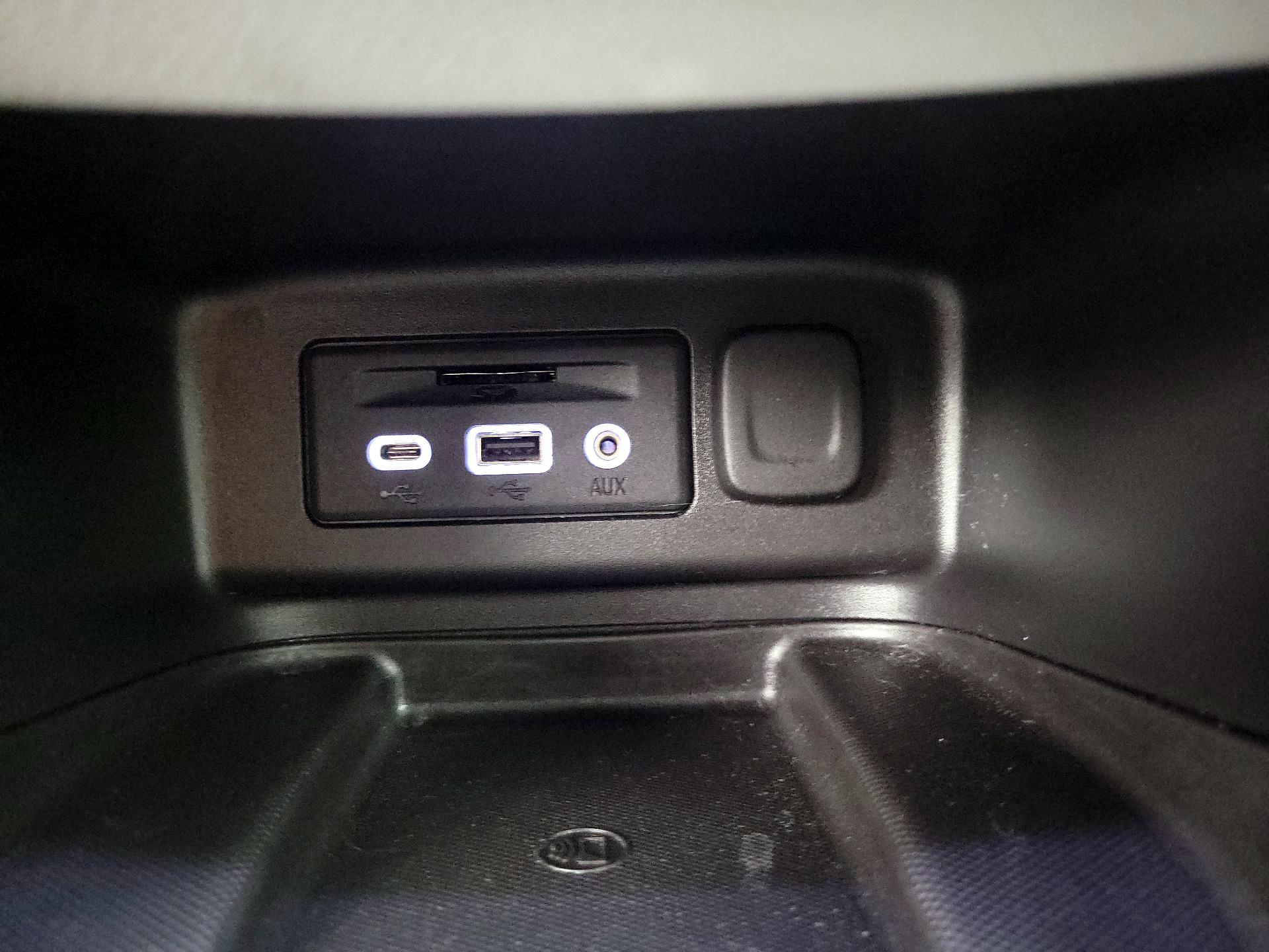 Thumbnail: 2019 Chevrolet Equinox - 18