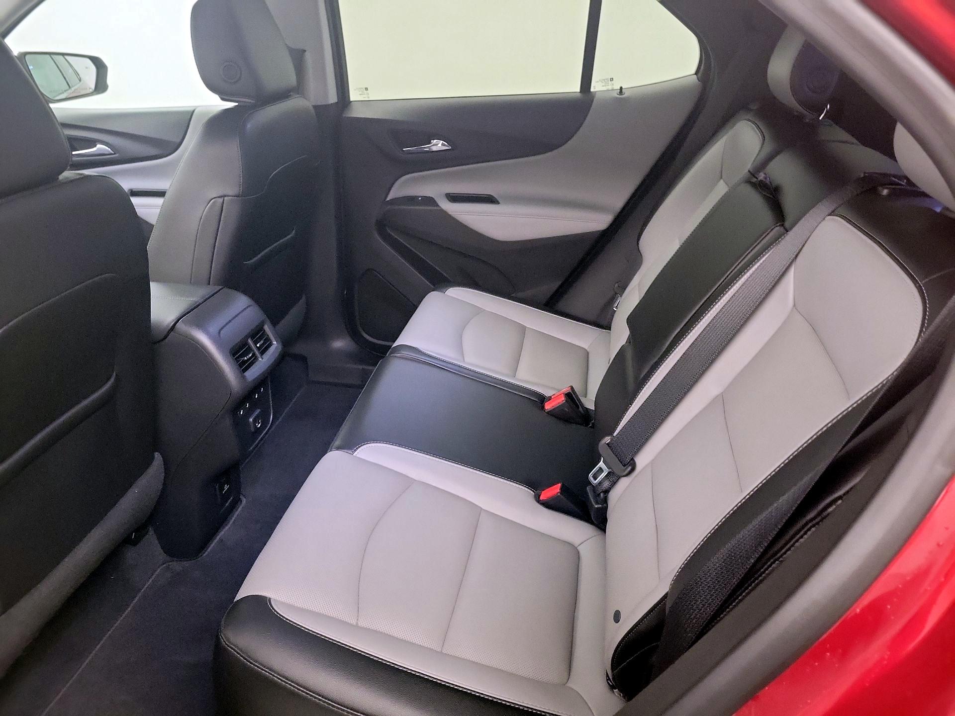 Thumbnail: 2019 Chevrolet Equinox - 19