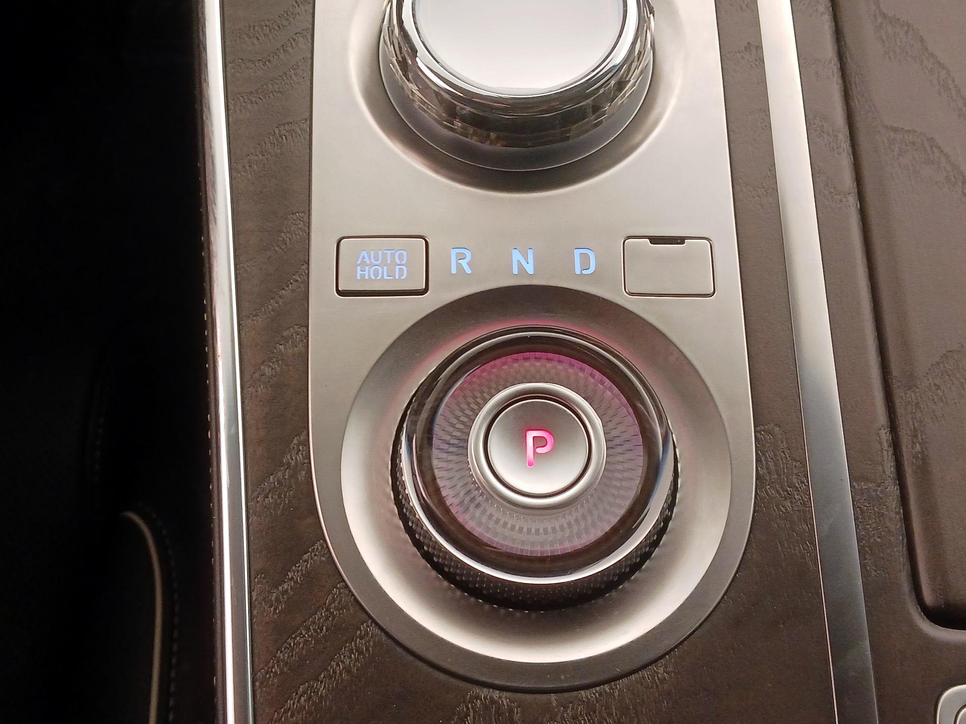 Thumbnail: 2024 Genesis GV80 - 18