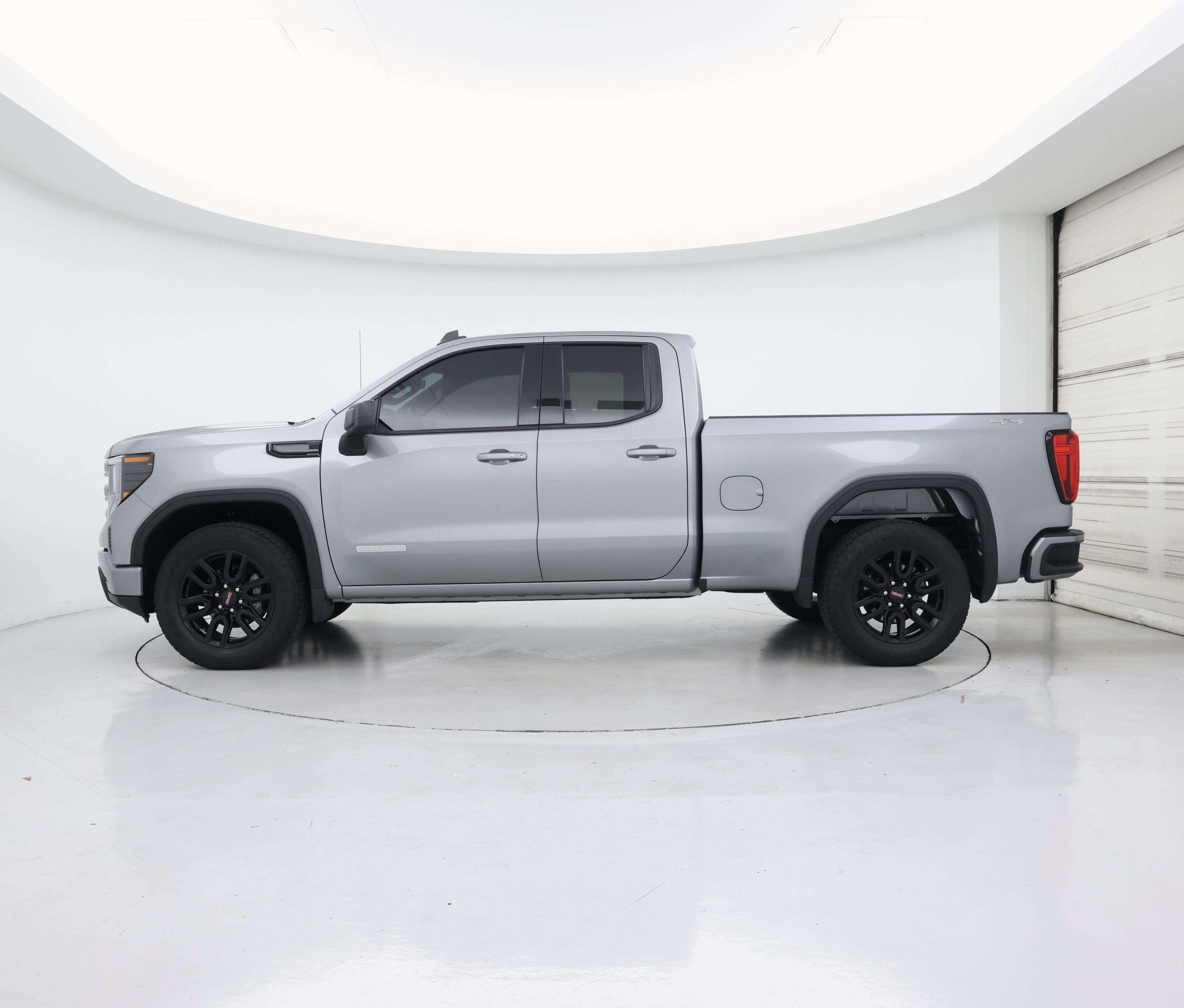 Thumbnail: 2023 GMC Sierra 1500 - 3