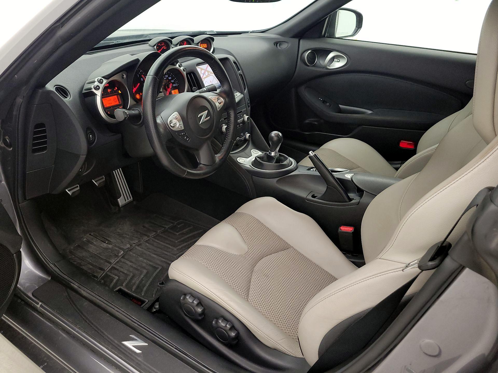 Thumbnail: 2014 Nissan Z - 11