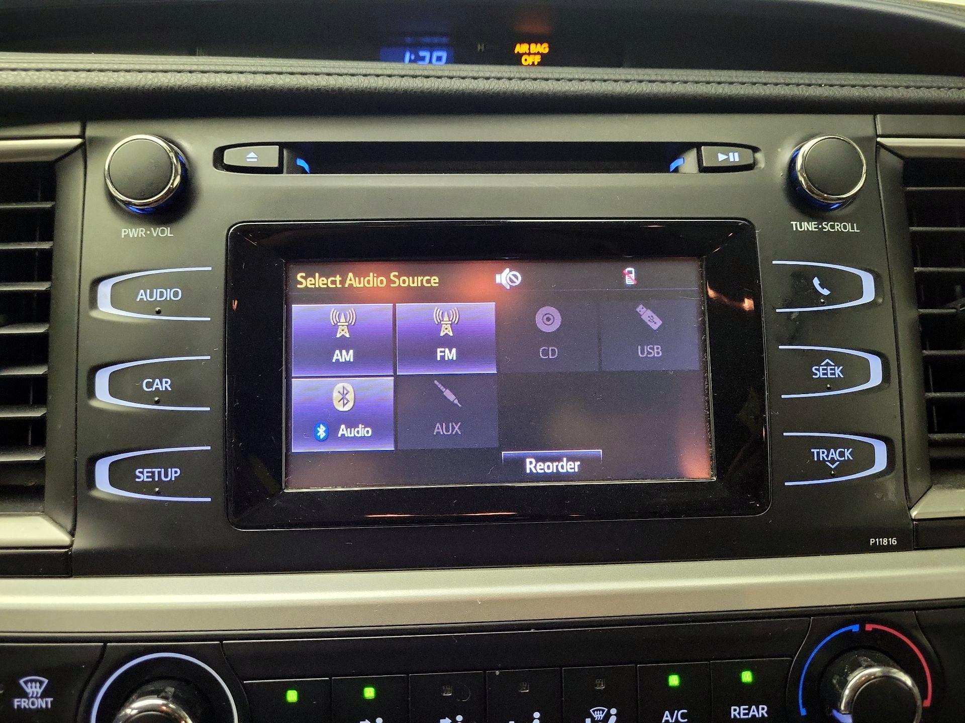 Thumbnail: 2019 Toyota Highlander - 15