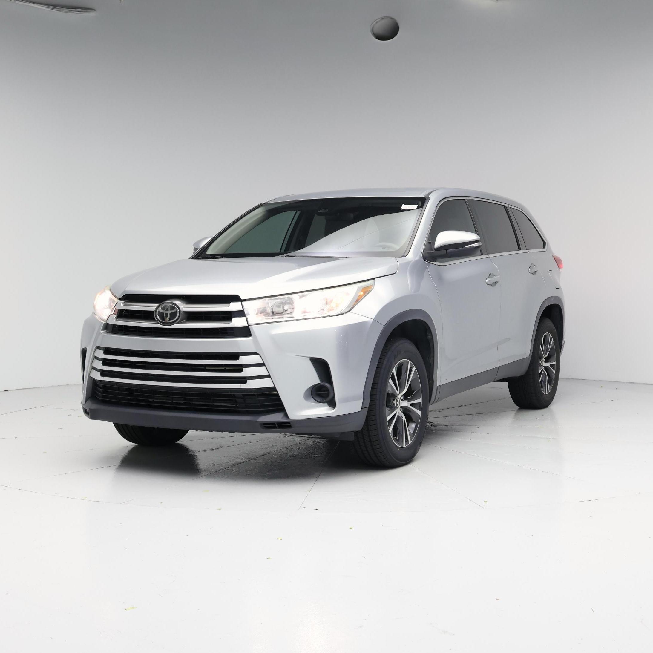Thumbnail: 2019 Toyota Highlander - 4