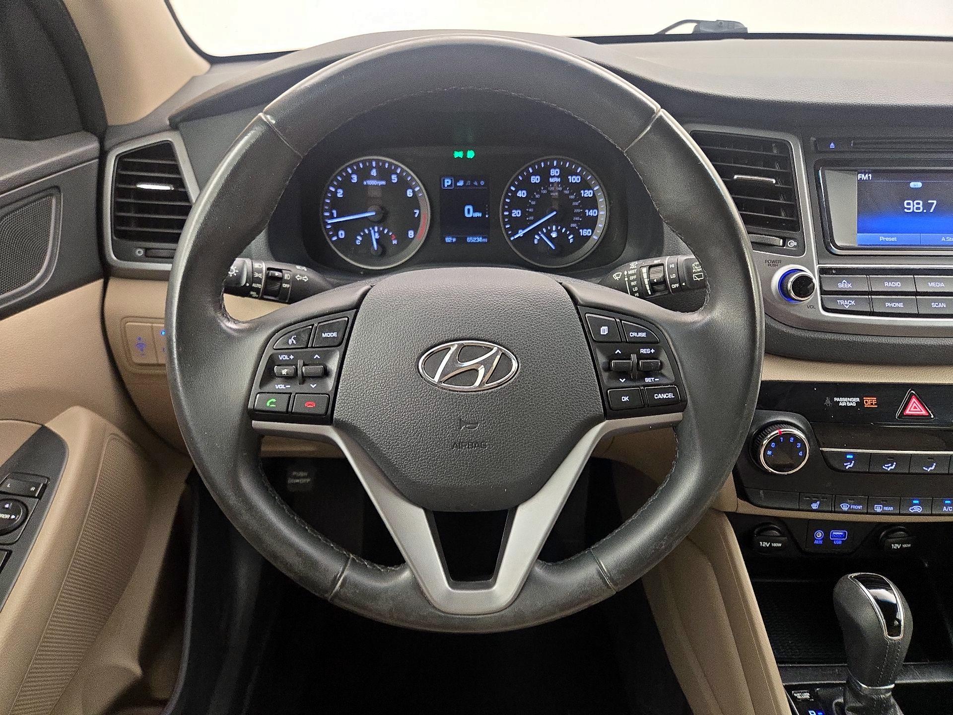 Thumbnail: 2017 Hyundai Tucson - 10