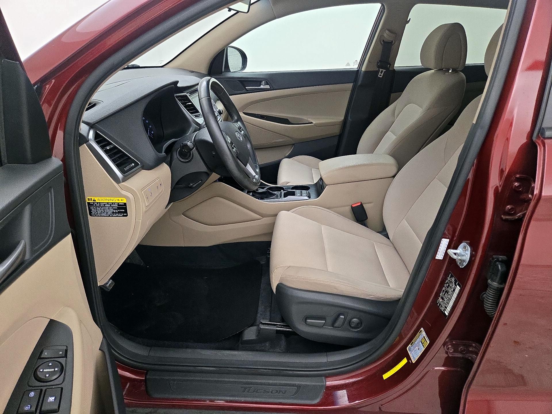 Thumbnail: 2017 Hyundai Tucson - 11