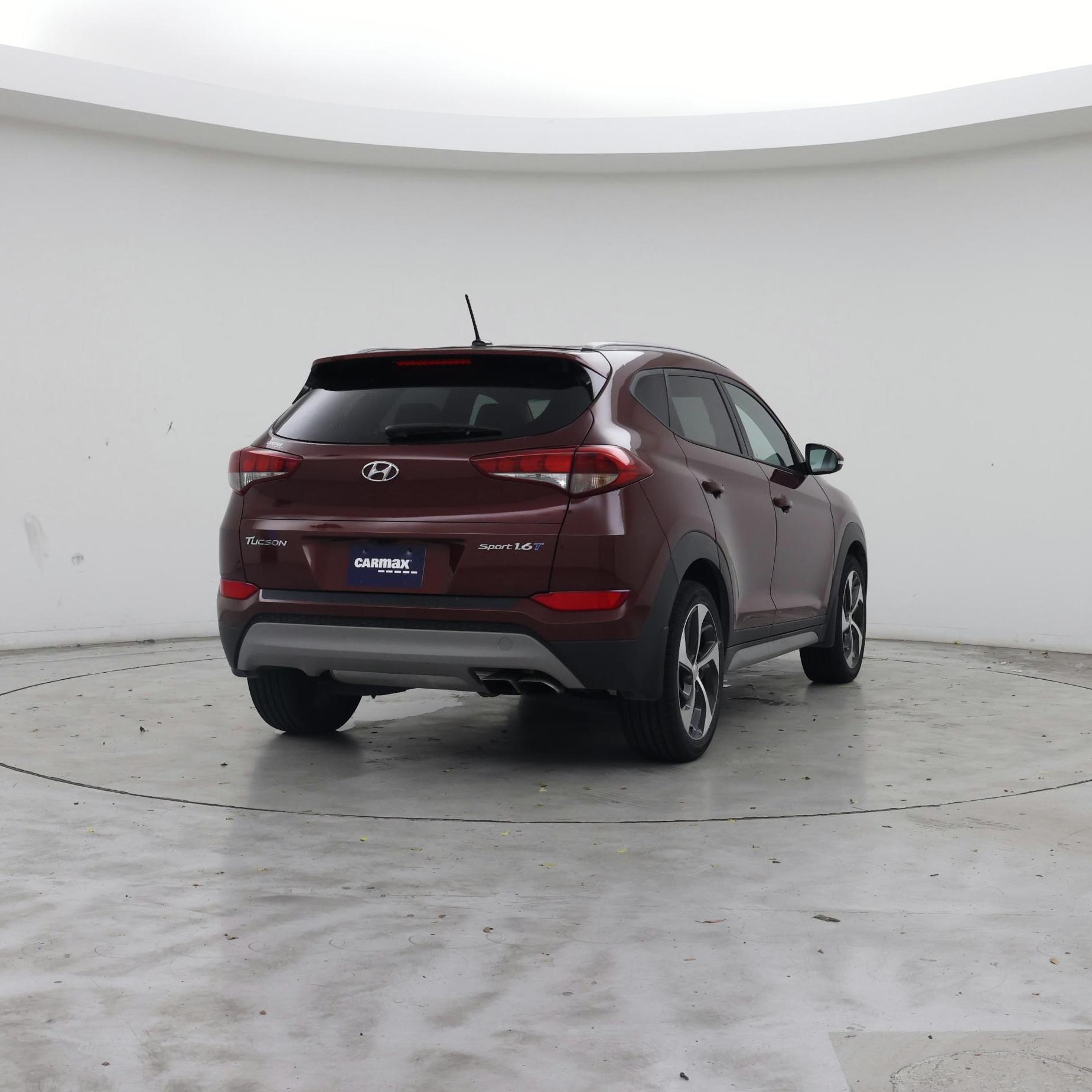 Thumbnail: 2017 Hyundai Tucson - 8
