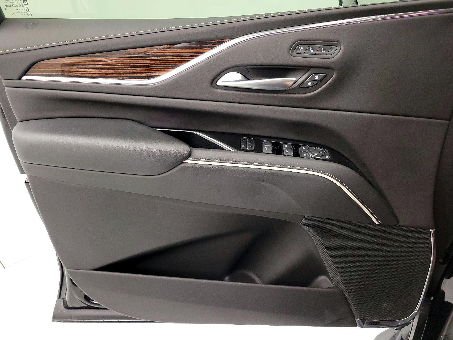 Thumbnail: 2023 Cadillac Escalade - 12