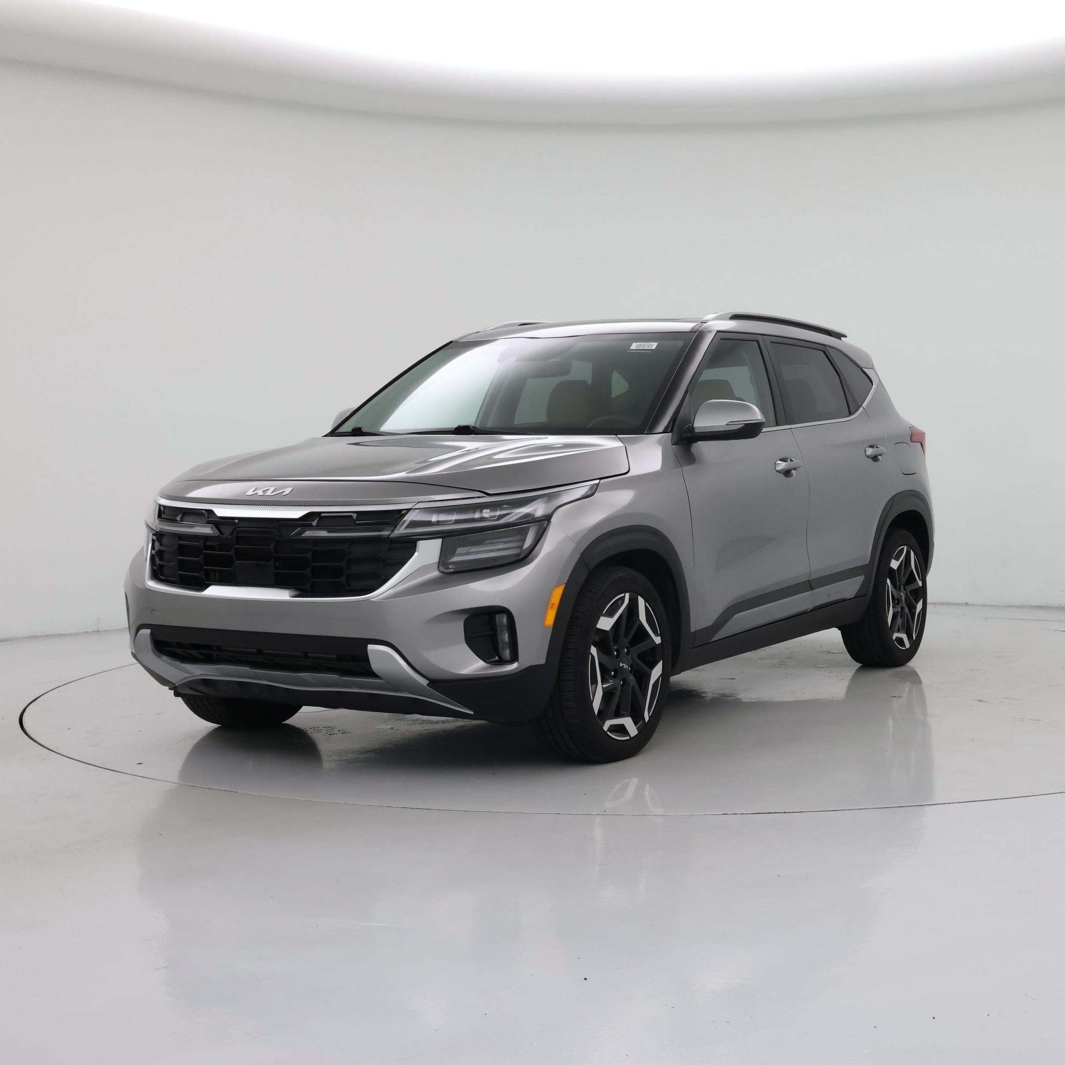 Thumbnail: 2024 Kia Seltos - 4