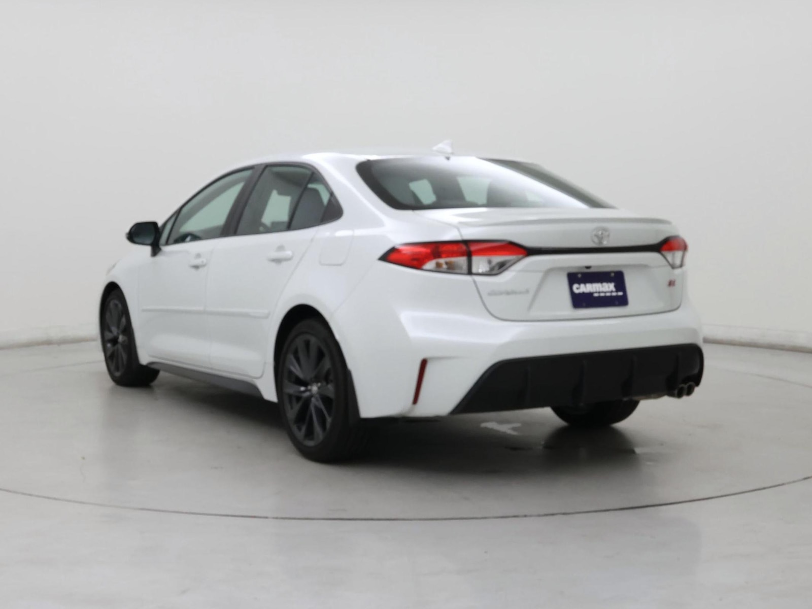 2023 Toyota Corolla SE - Photo 3