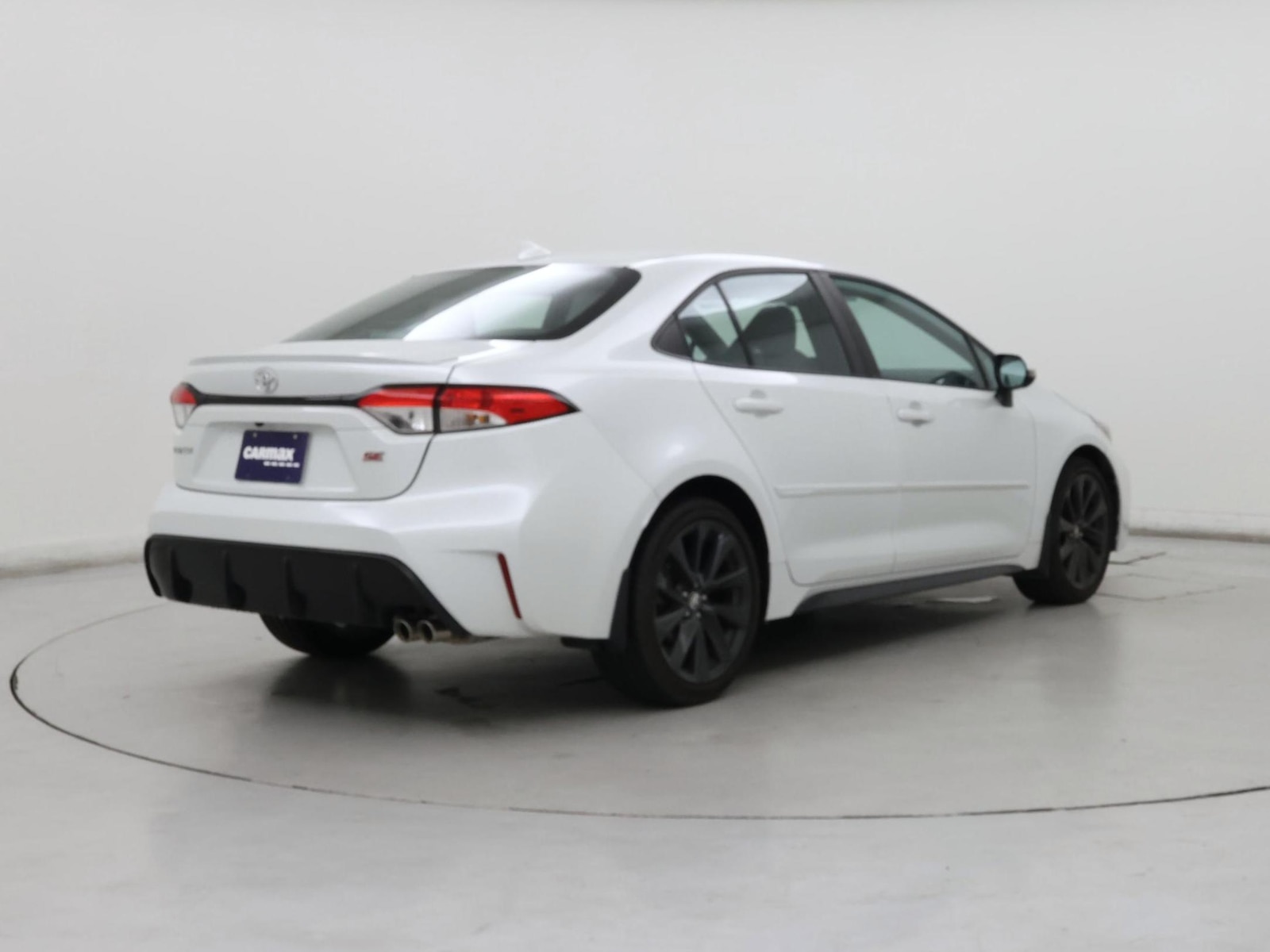 2023 Toyota Corolla SE - Photo 9