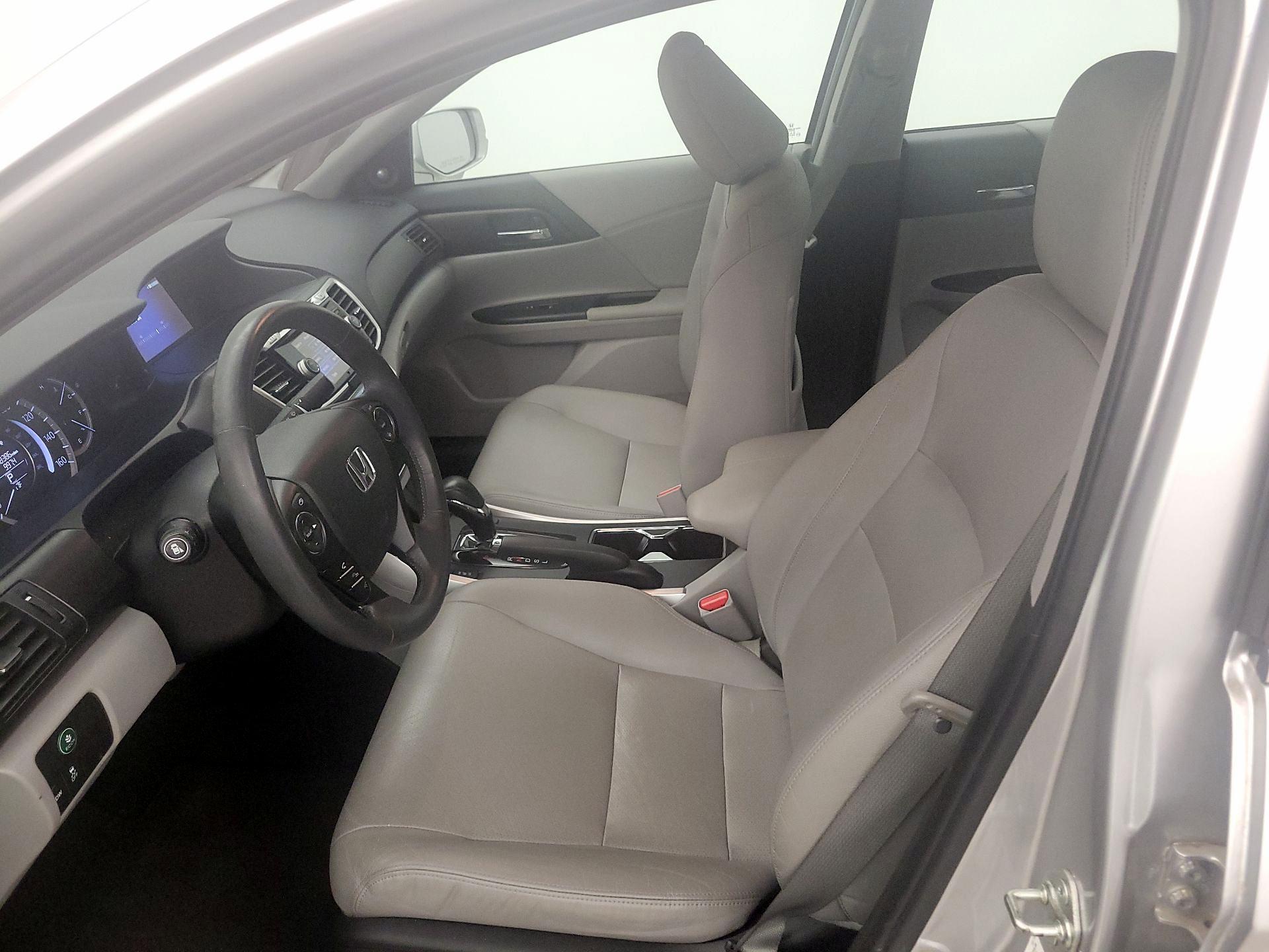 Thumbnail: 2015 Honda Accord - 11