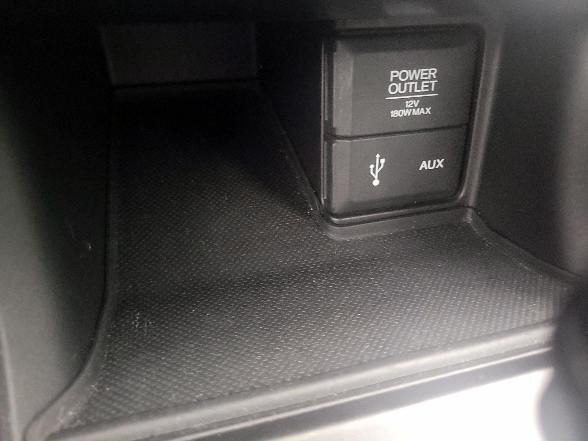 Thumbnail: 2015 Honda Accord - 19