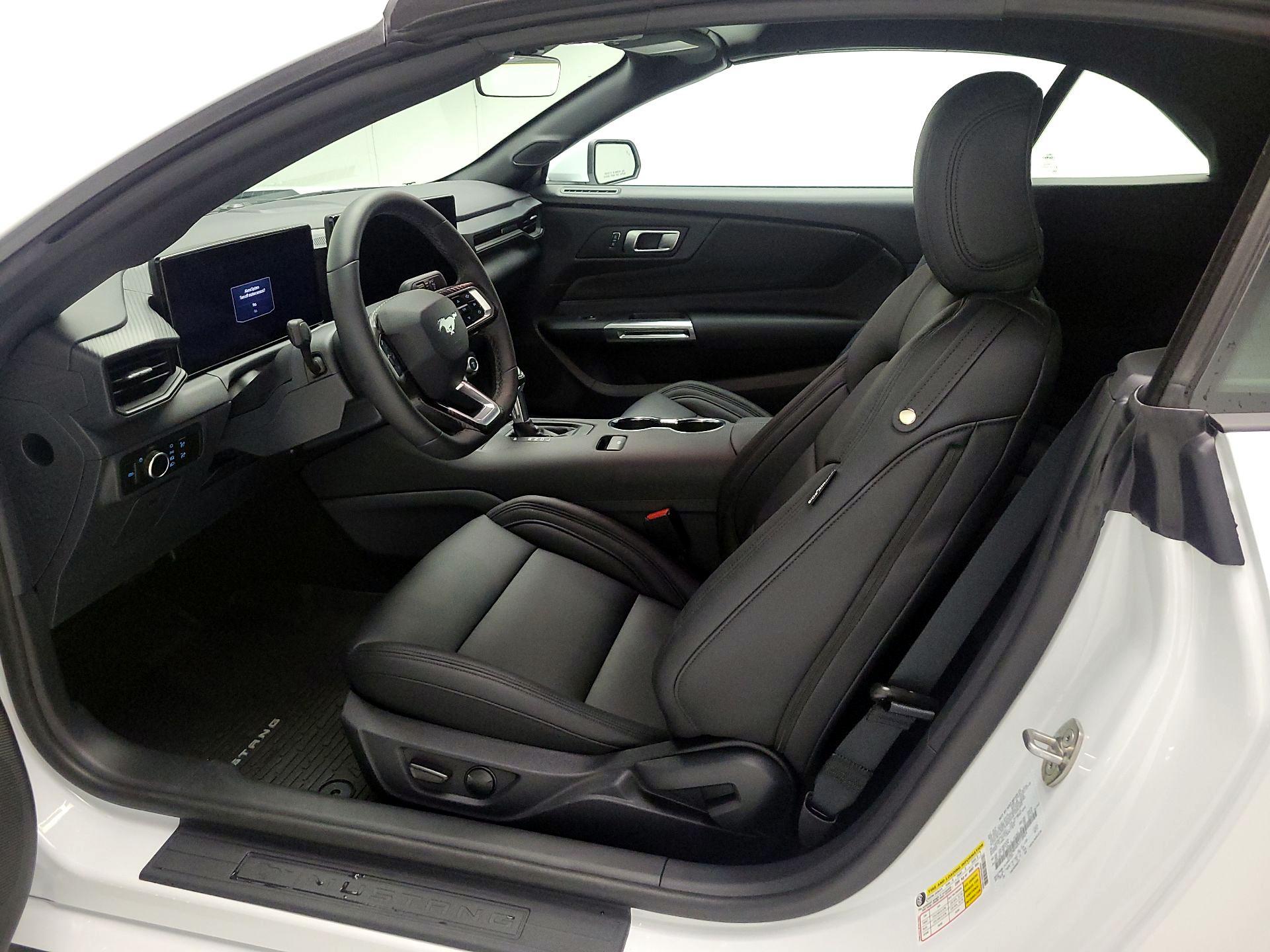 Thumbnail: 2025 Ford Mustang - 11