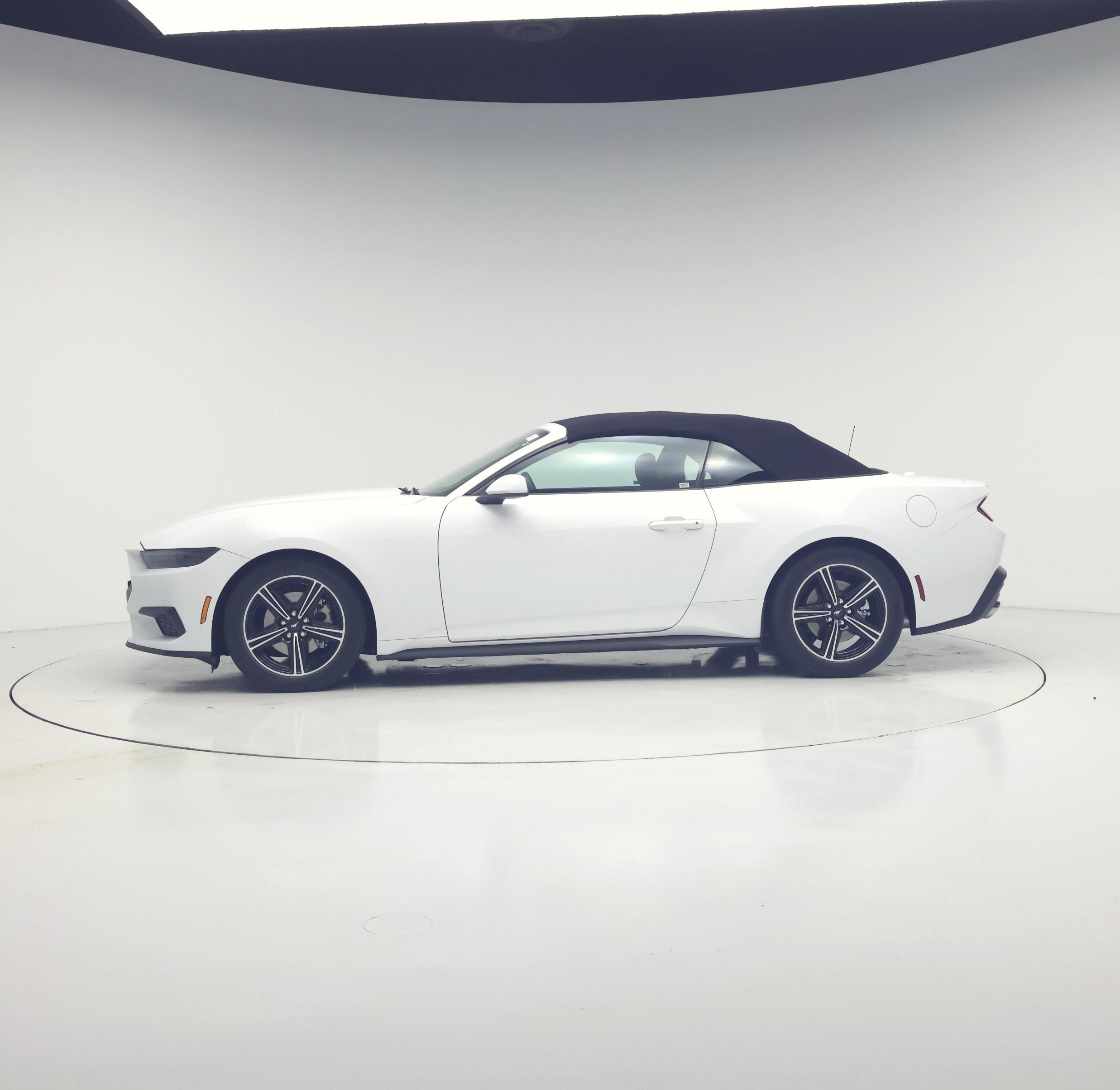Thumbnail: 2025 Ford Mustang - 3