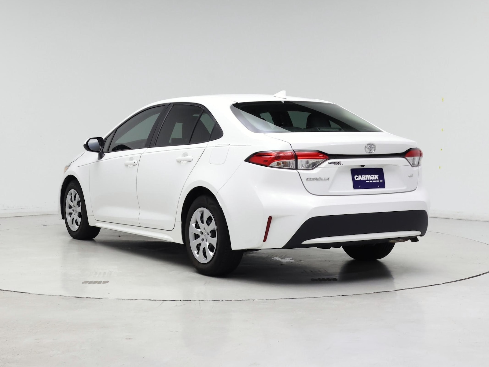 2021 Toyota Corolla LE - Photo 3