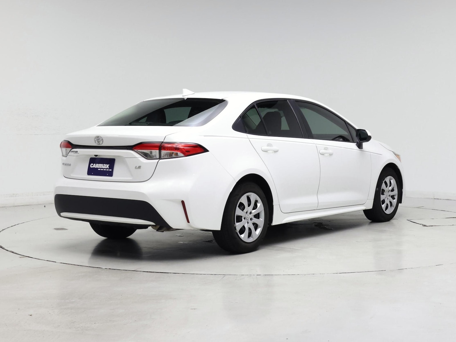 2021 Toyota Corolla LE - Photo 9