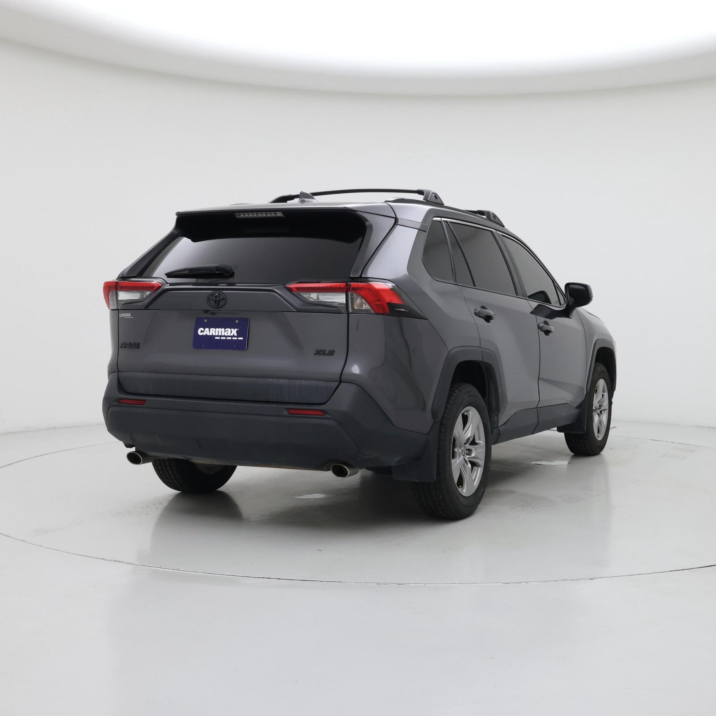 Thumbnail: 2022 Toyota RAV4 - 8