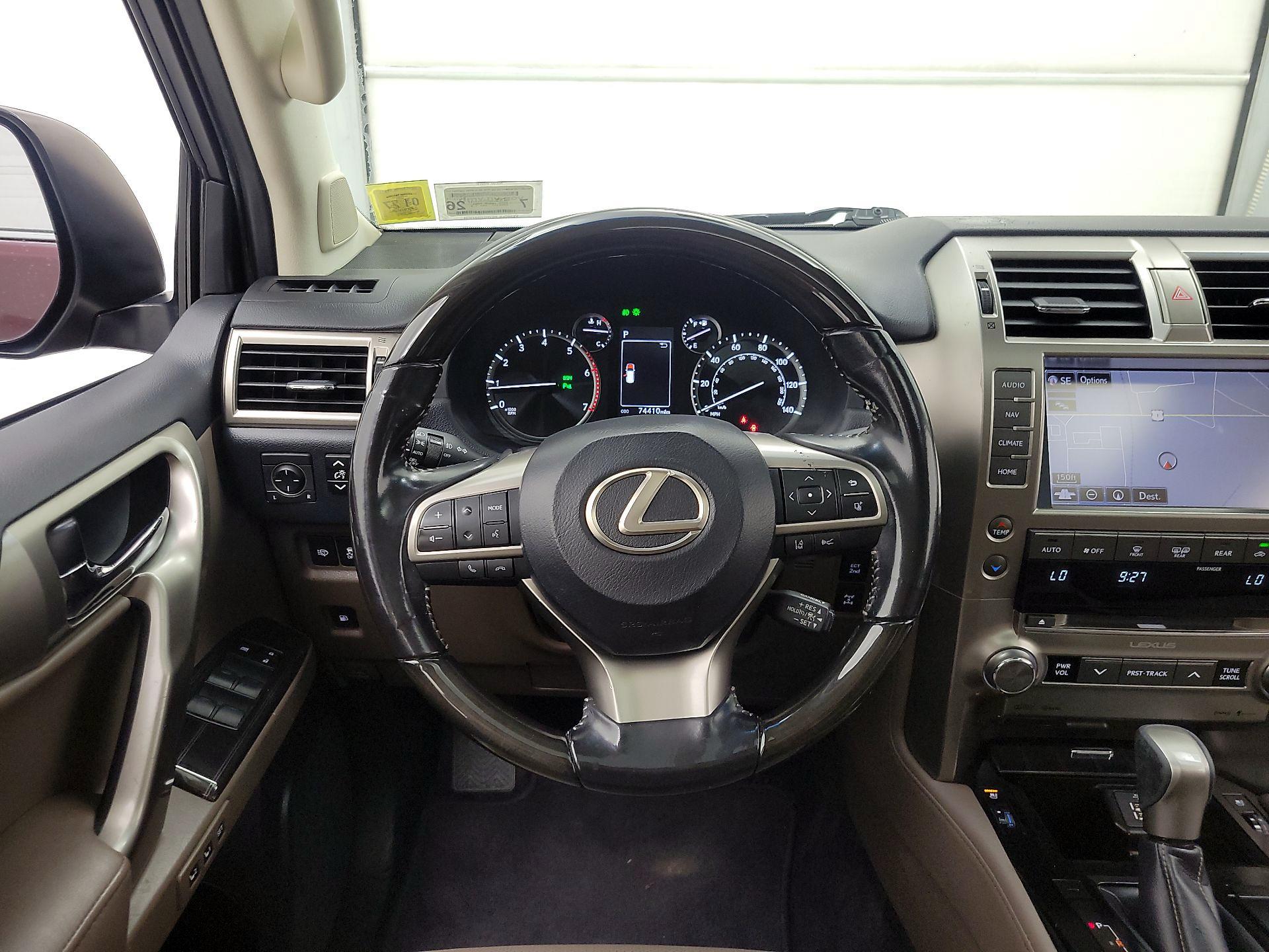Thumbnail: 2020 Lexus GX - 10
