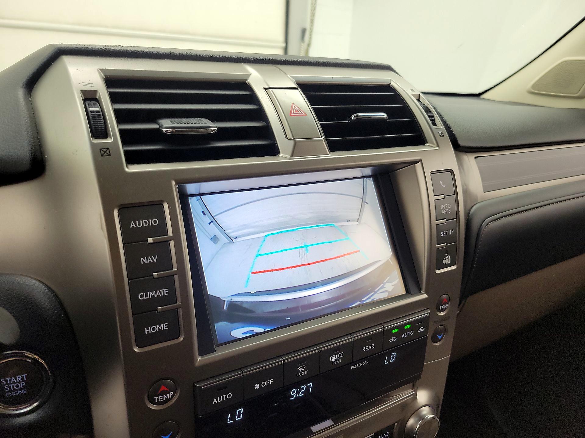 Thumbnail: 2020 Lexus GX - 15