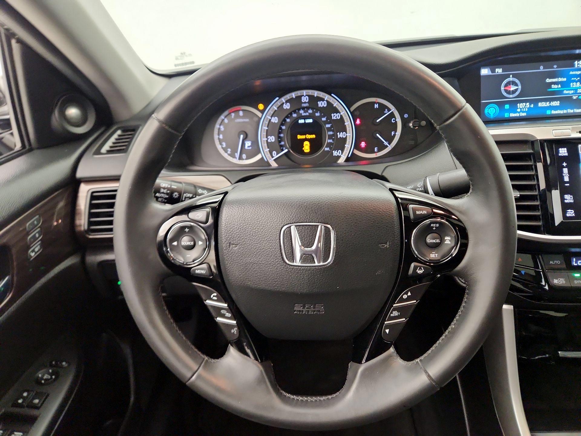 Thumbnail: 2016 Honda Accord - 10