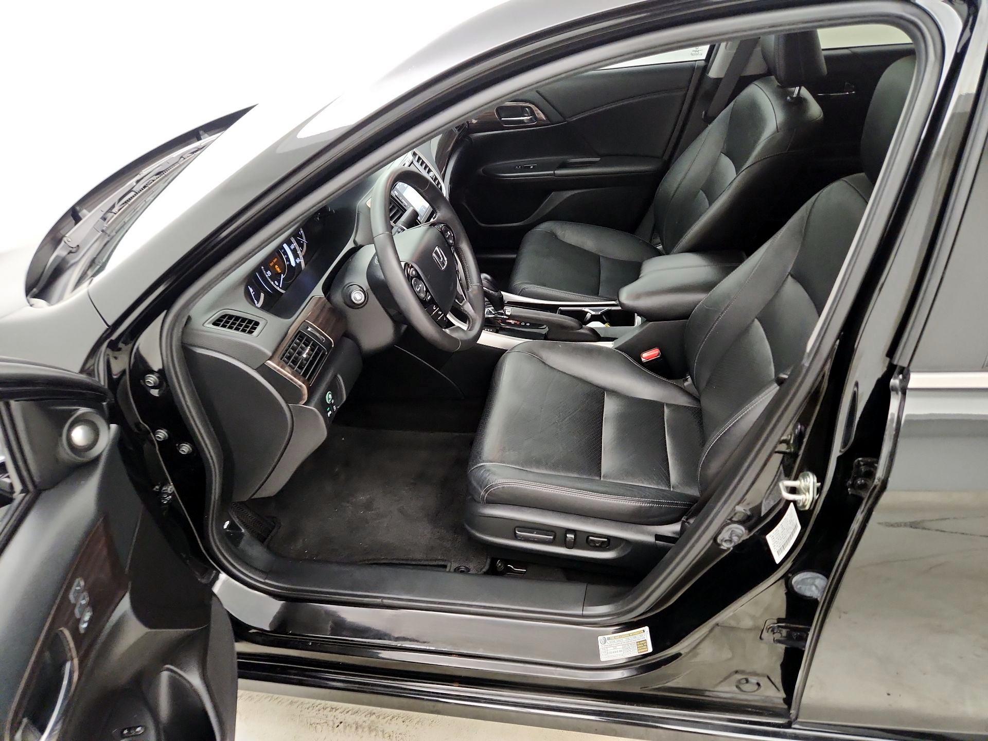 Thumbnail: 2016 Honda Accord - 11